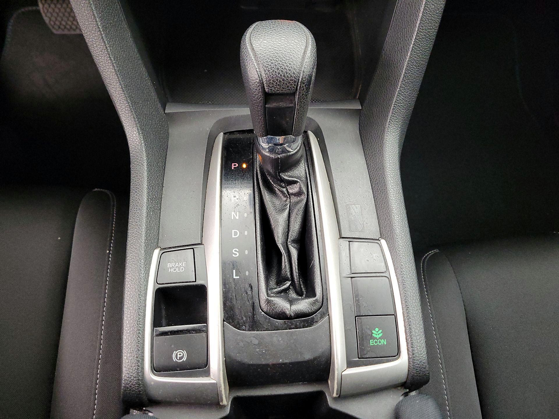 Thumbnail: 2016 Honda Civic - 17