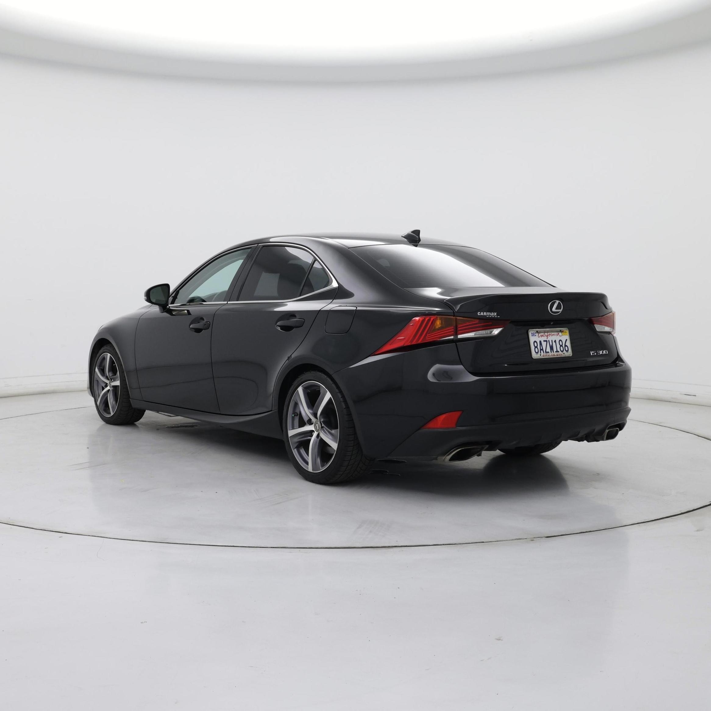 Thumbnail: 2018 Lexus IS - 2
