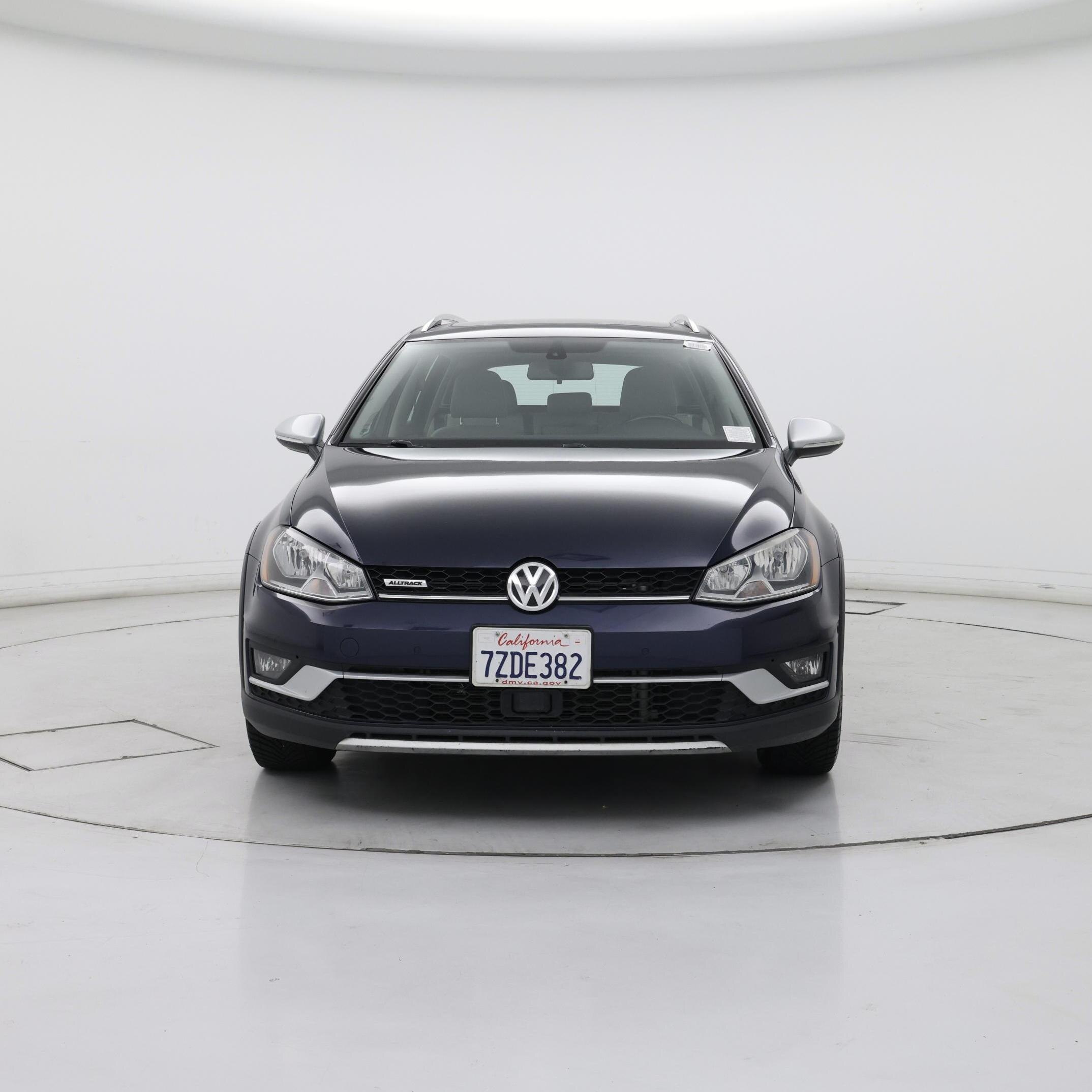 Thumbnail: 2017 Volkswagen Golf - 5