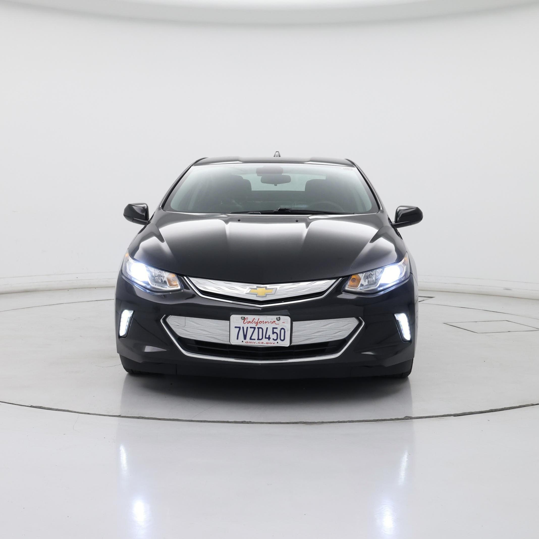 Thumbnail: 2017 Chevrolet Volt - 5