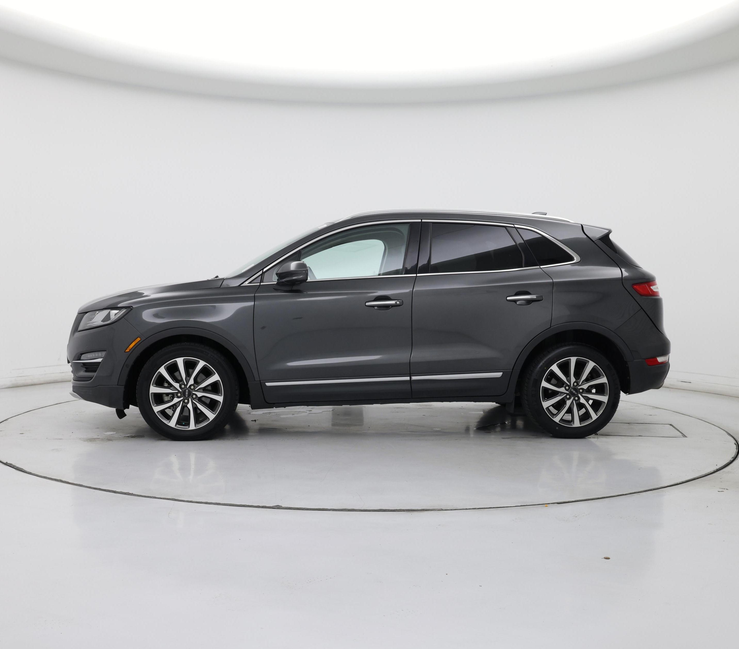 Thumbnail: 2019 Lincoln MKC - 3
