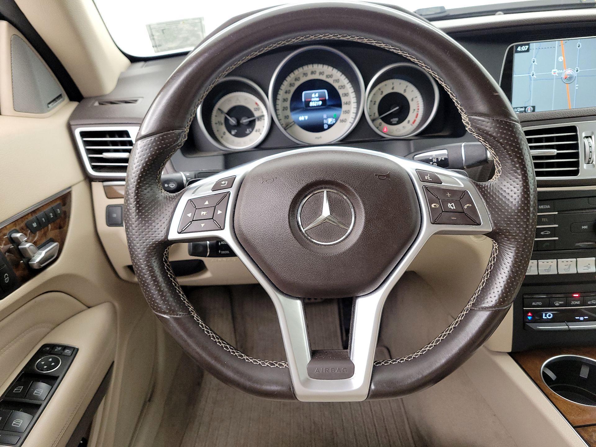 Thumbnail: 2016 Mercedes-Benz E-Class - 10