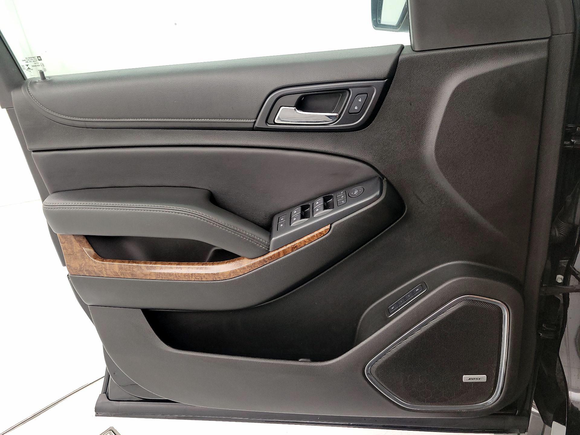 Thumbnail: 2019 Chevrolet Tahoe - 12