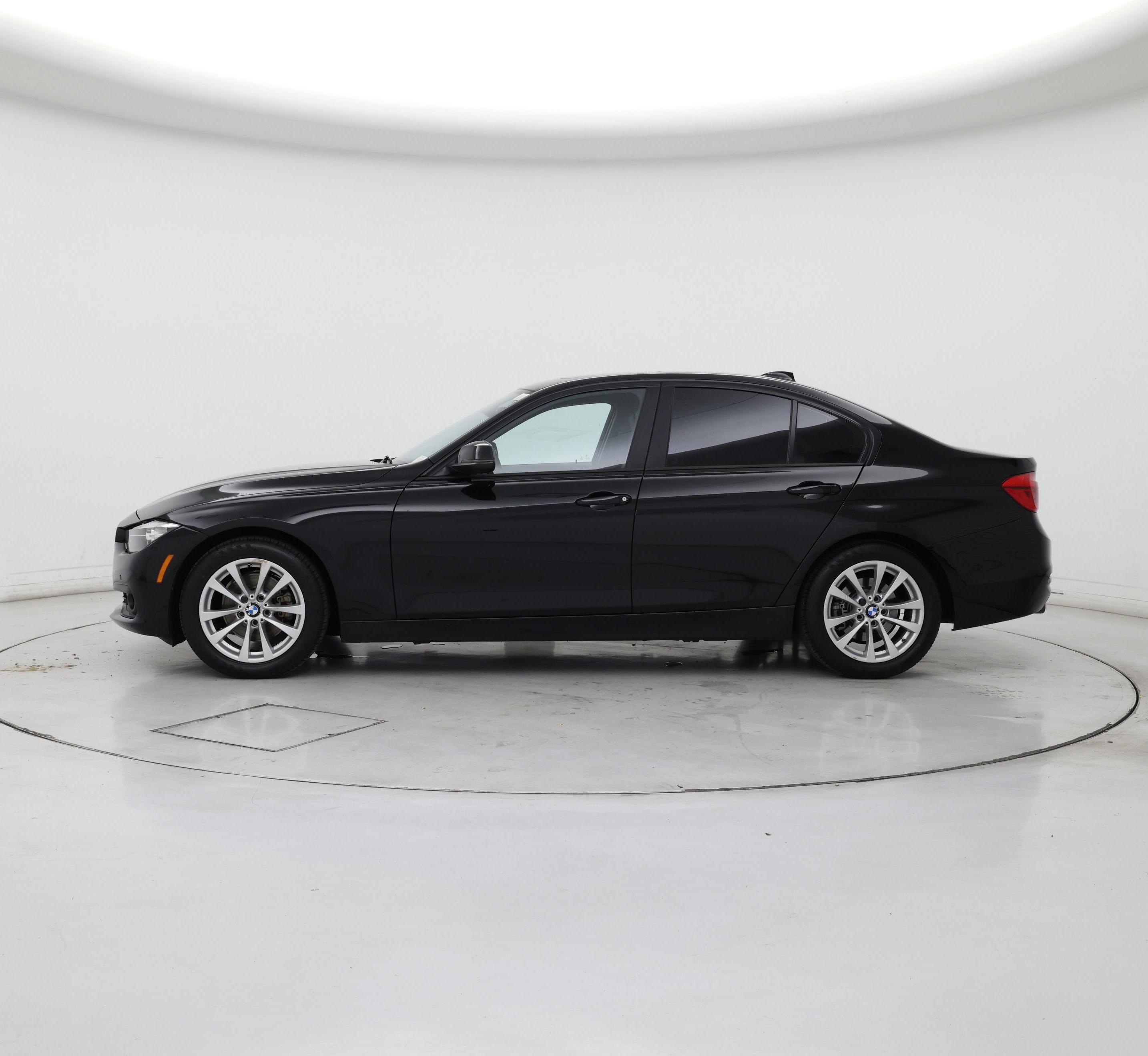 Thumbnail: 2017 BMW 3 Series - 3