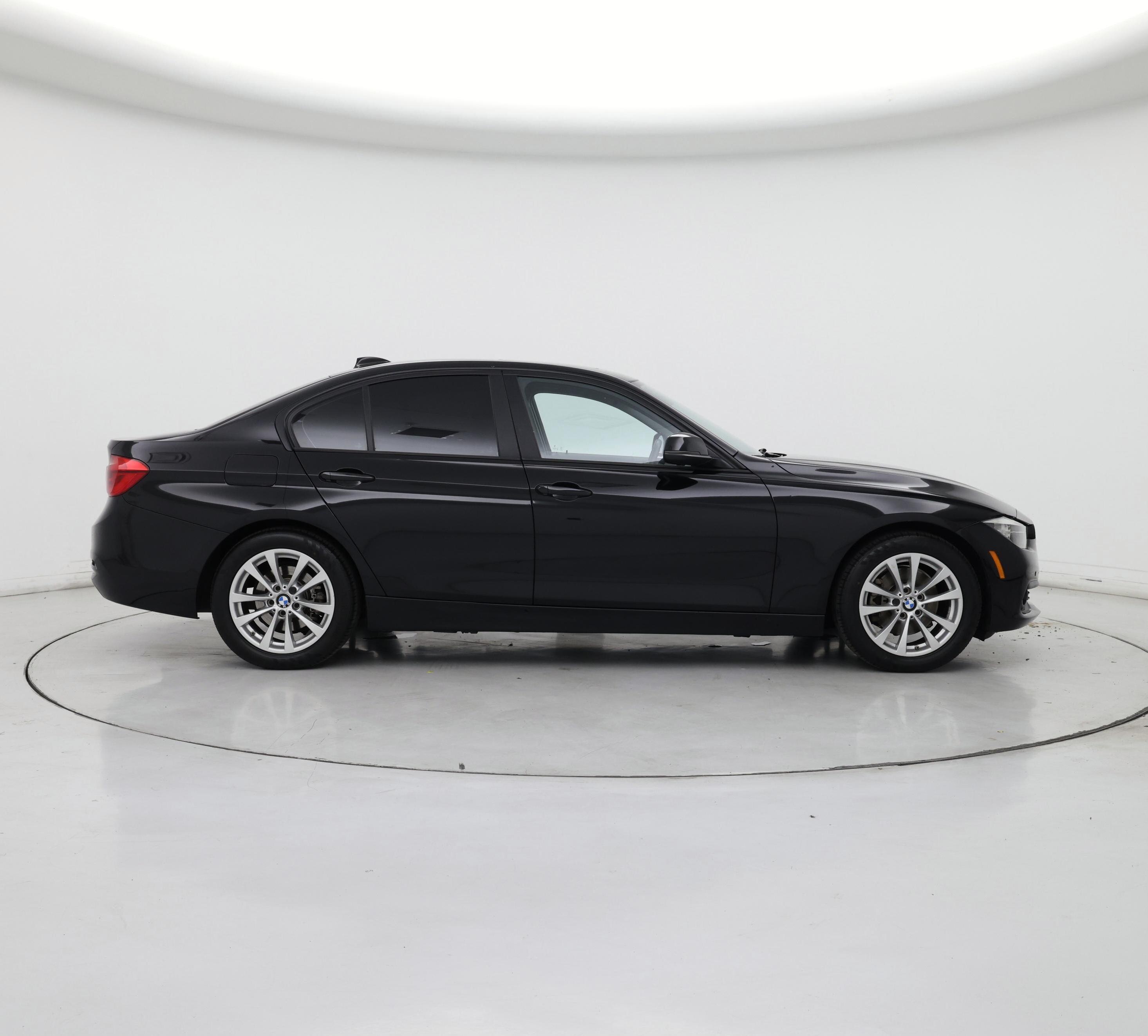Thumbnail: 2017 BMW 3 Series - 7