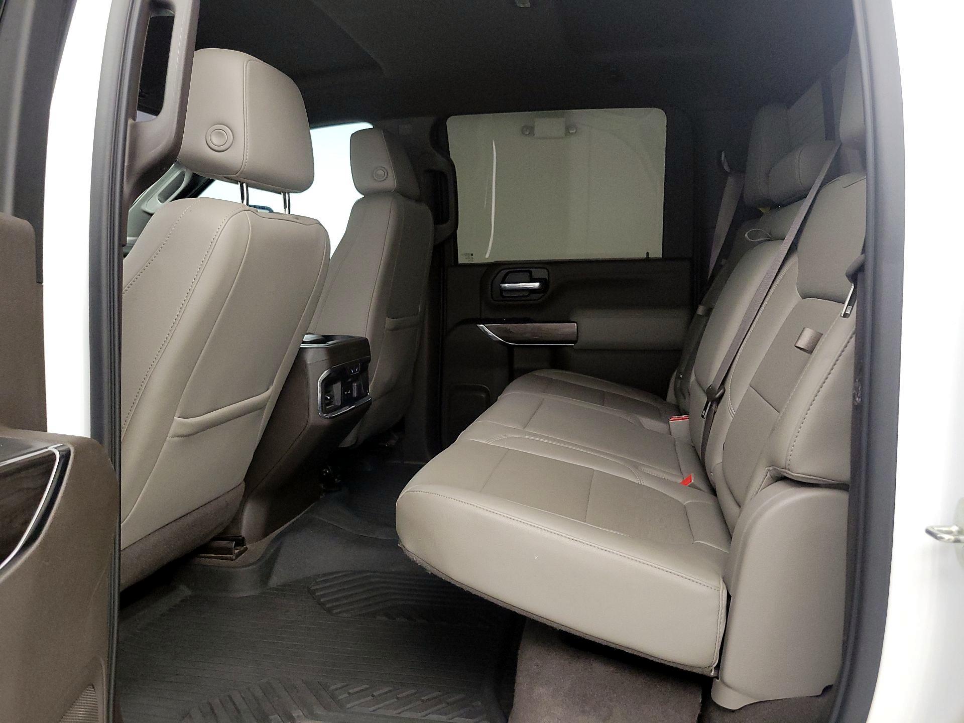 Thumbnail: 2020 Chevrolet Silverado 2500 - 19