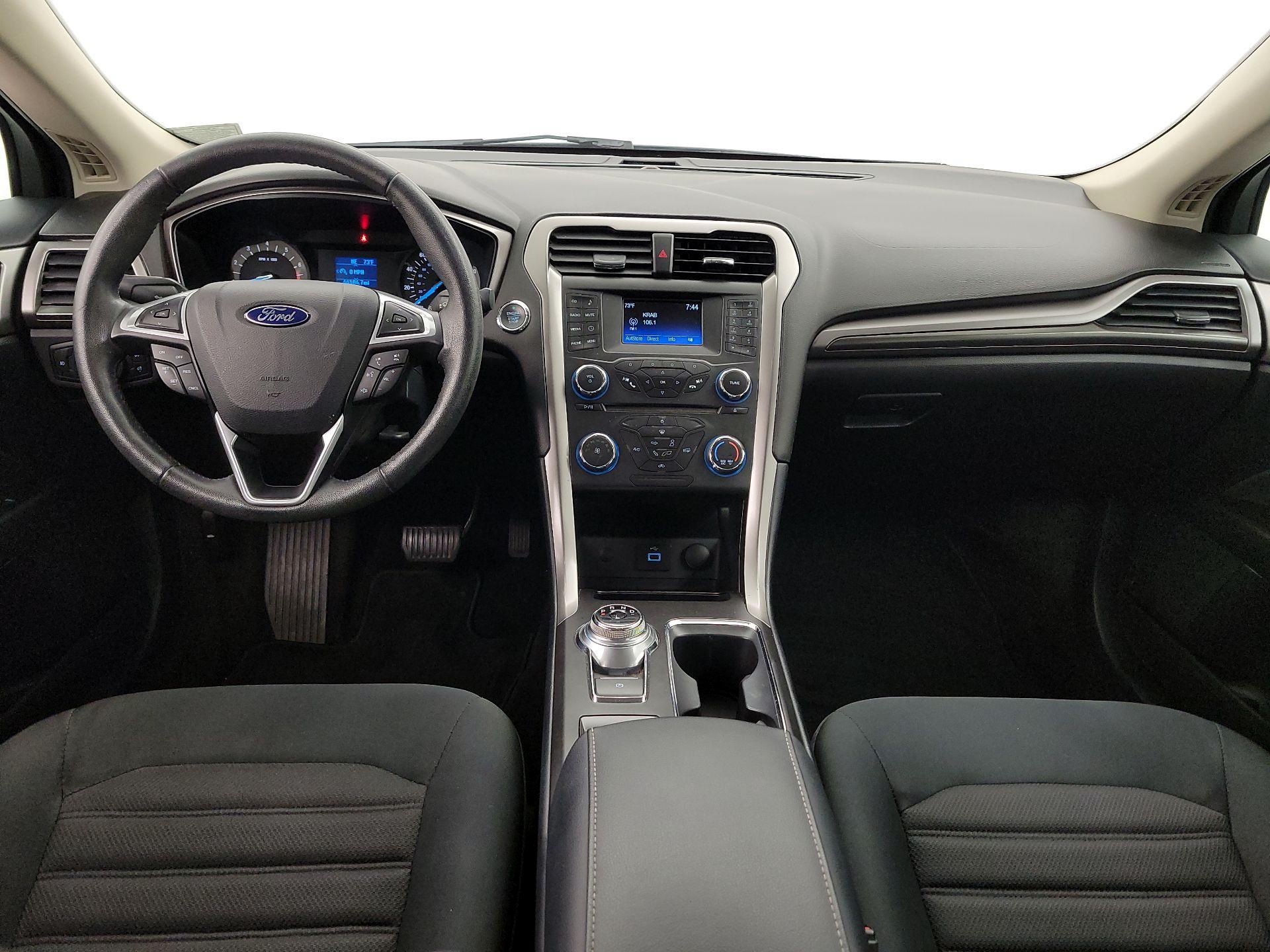 Thumbnail: 2017 Ford Fusion - 9