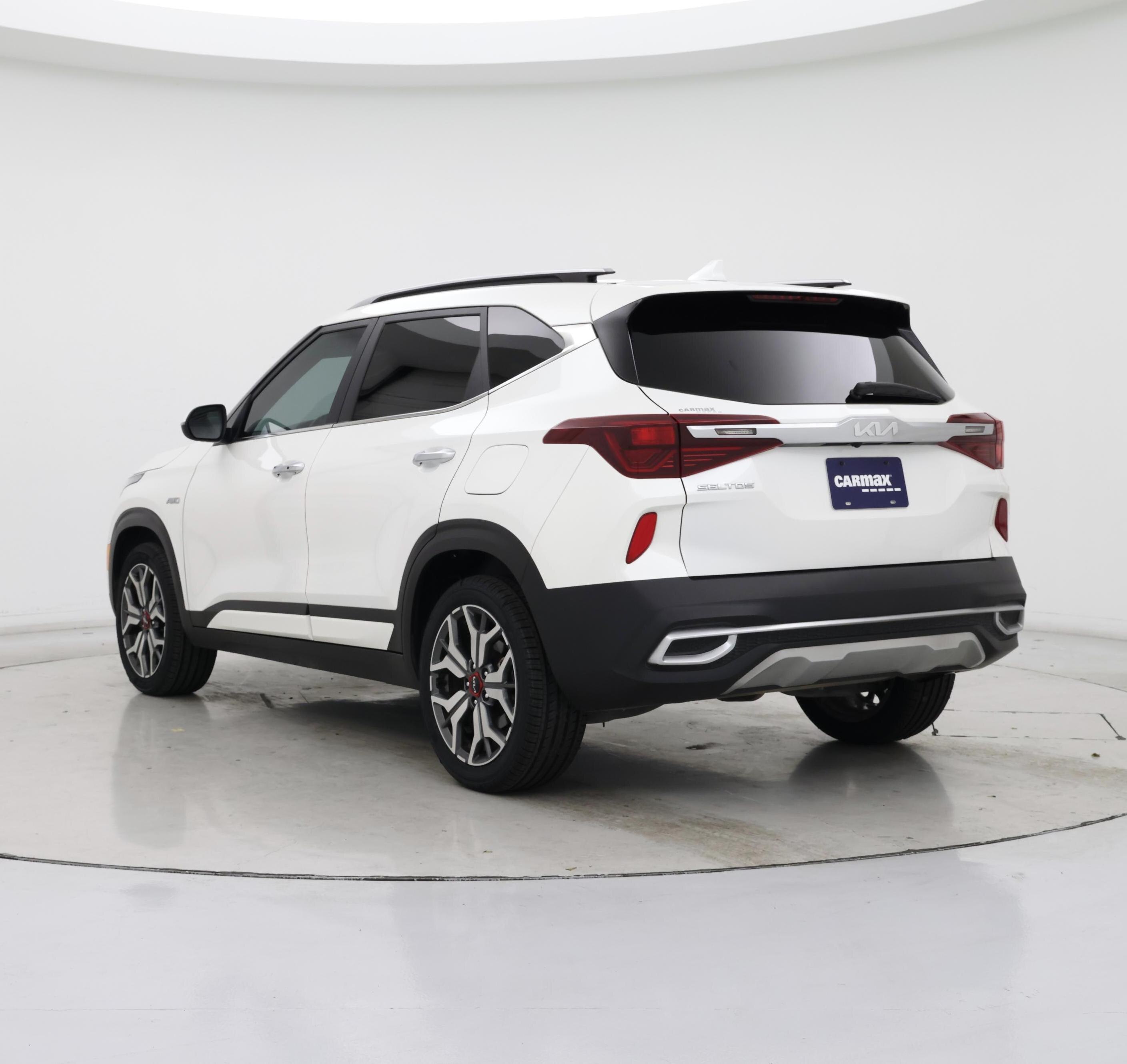 Thumbnail: 2022 Kia Seltos - 2