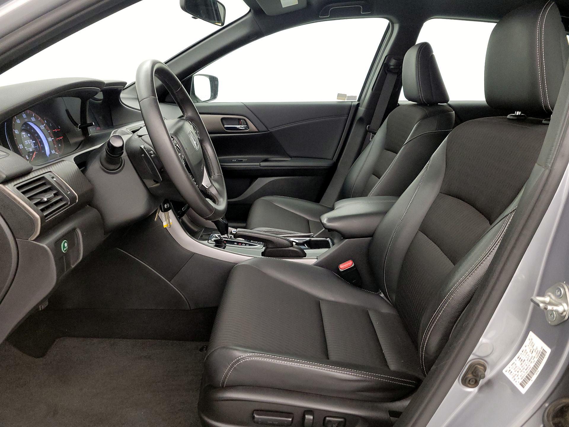 Thumbnail: 2017 Honda Accord - 11