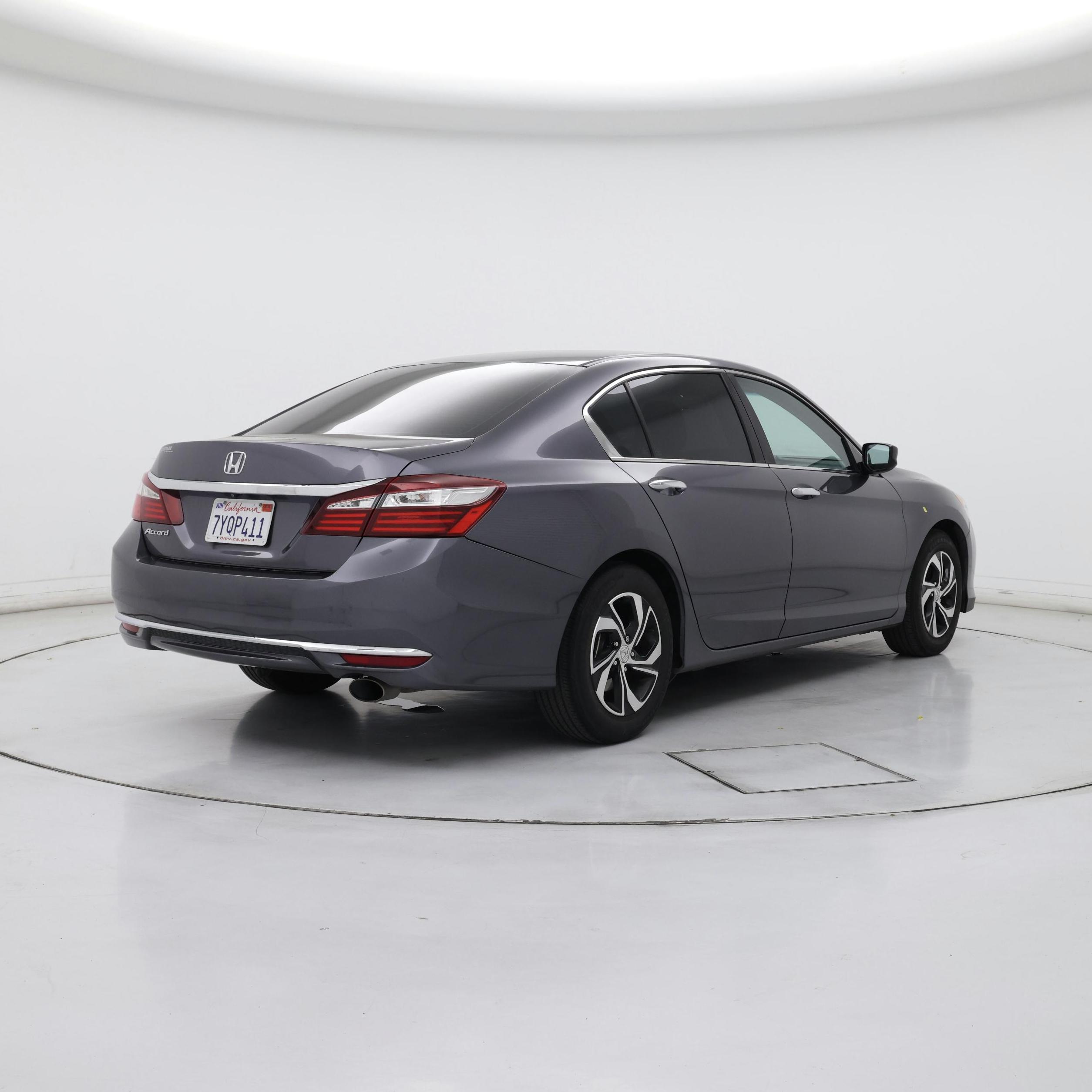 Thumbnail: 2017 Honda Accord - 8