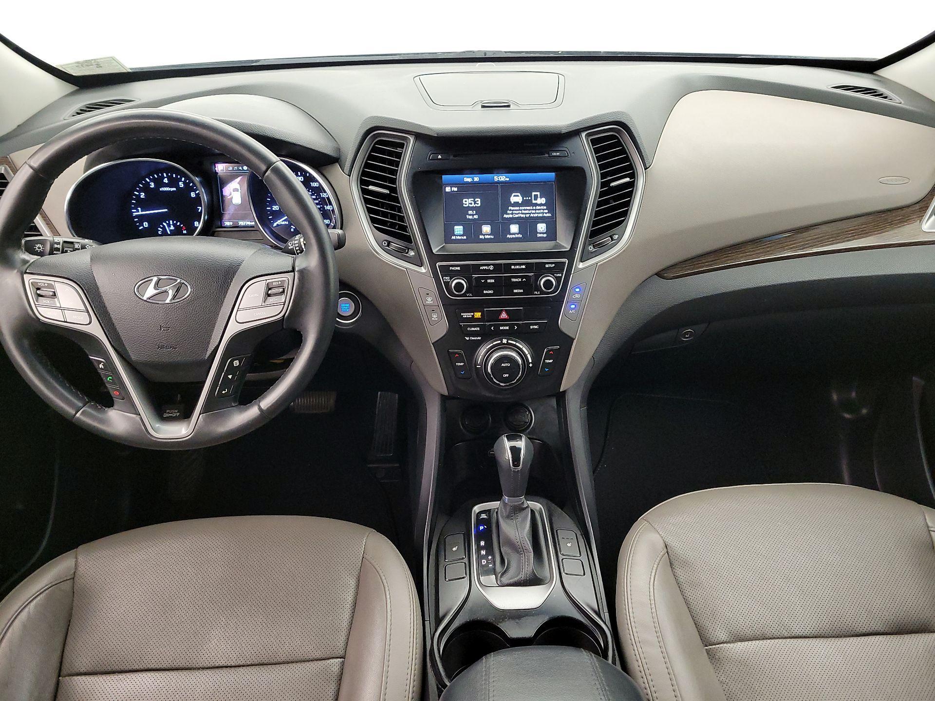 Thumbnail: 2017 Hyundai Santa Fe - 9