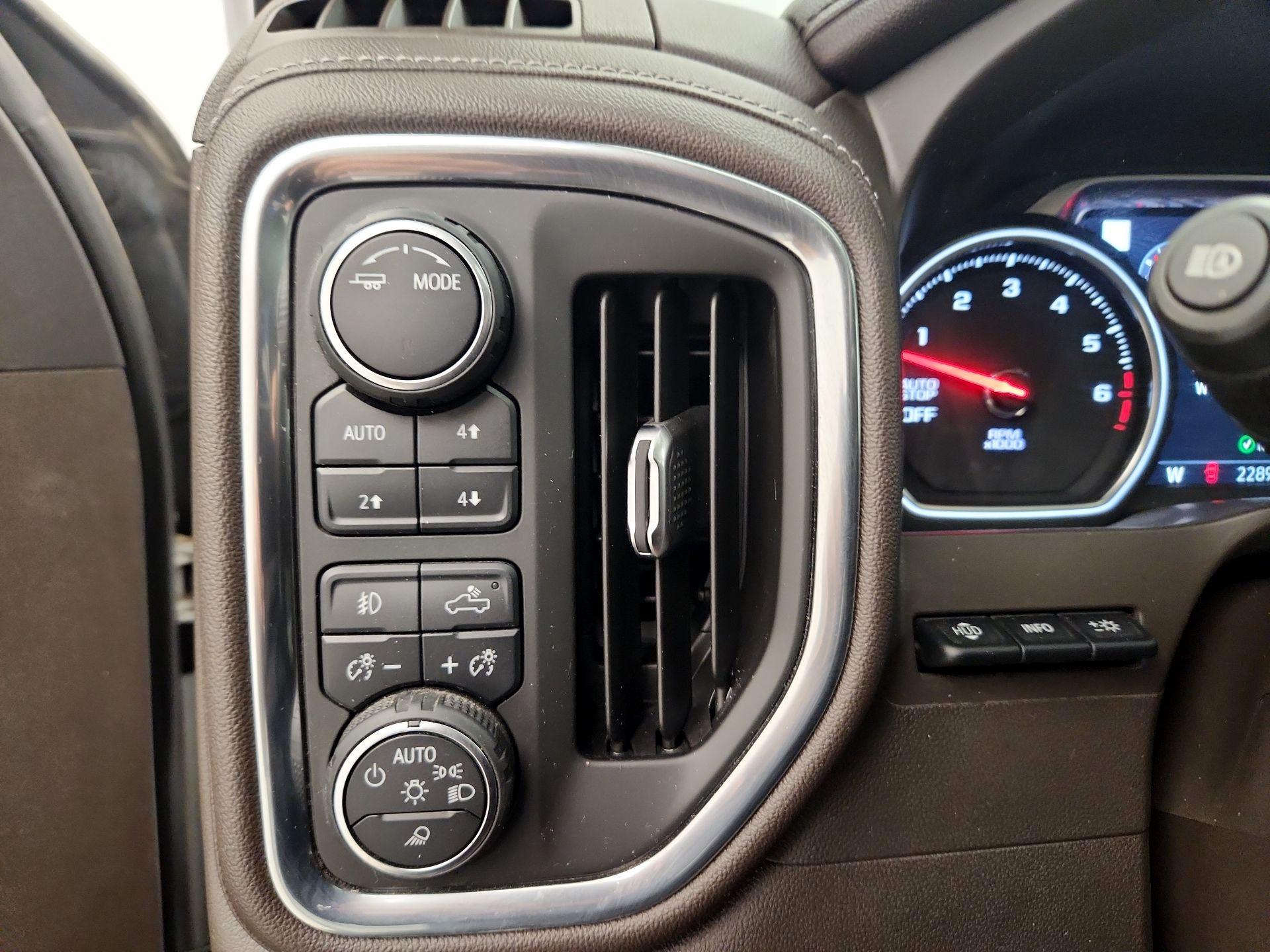 Thumbnail: 2021 Chevrolet Silverado 1500 - 13