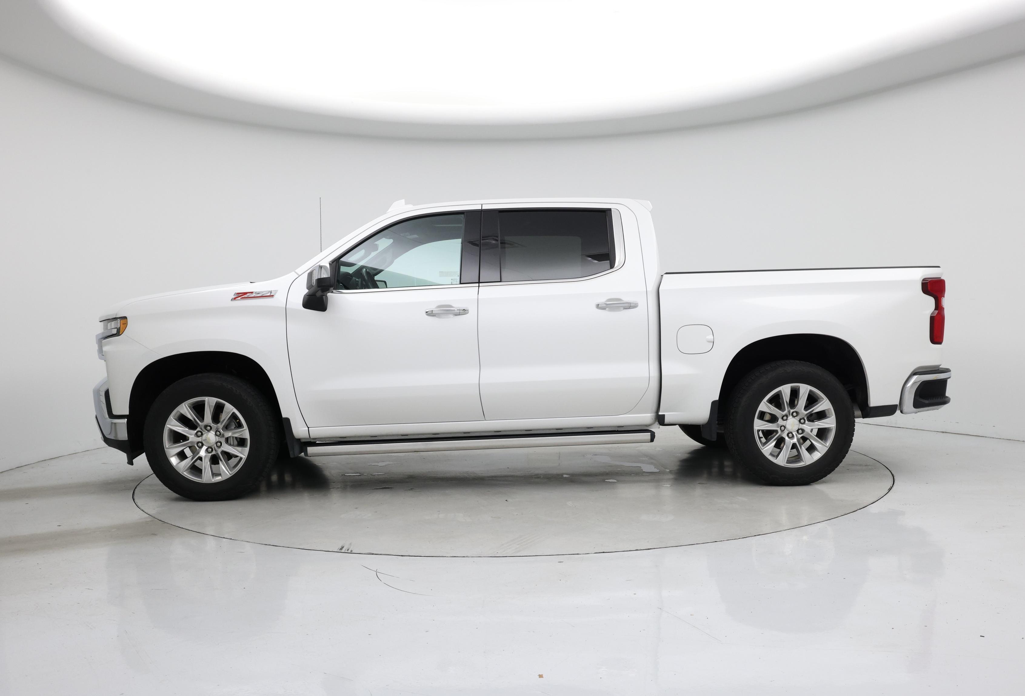 Thumbnail: 2021 Chevrolet Silverado 1500 - 3