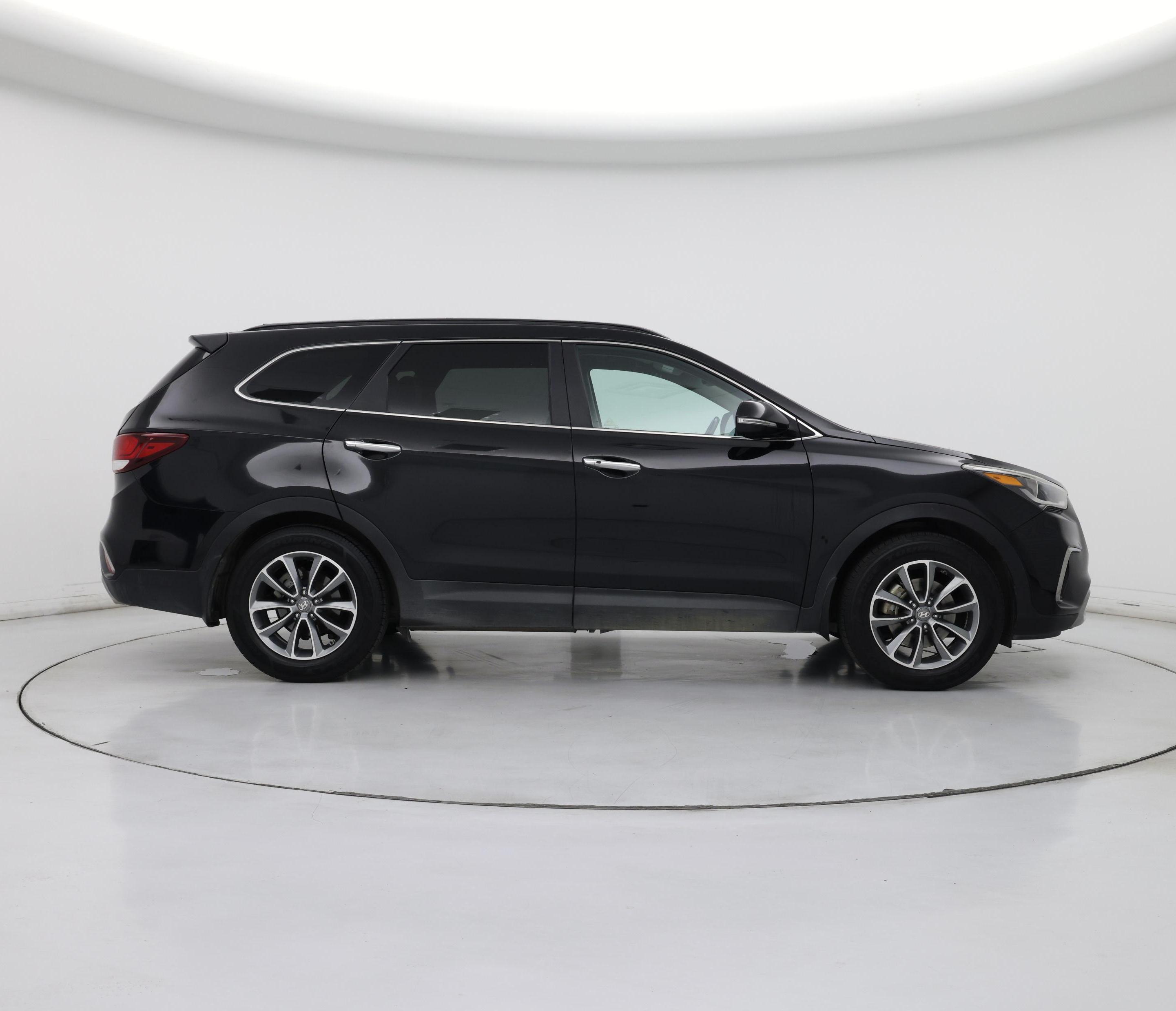 Thumbnail: 2017 Hyundai Santa Fe - 7