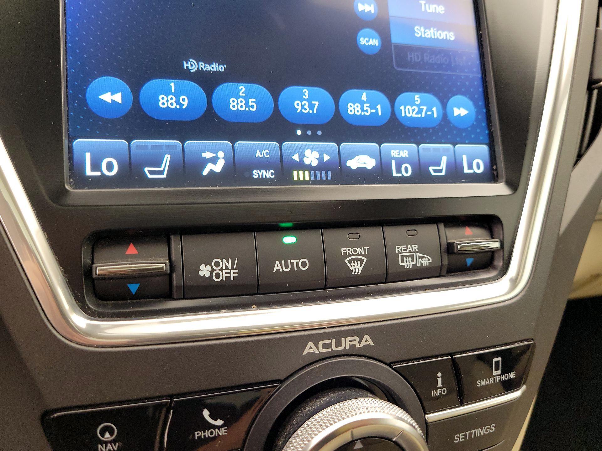 Thumbnail: 2018 Acura MDX - 17