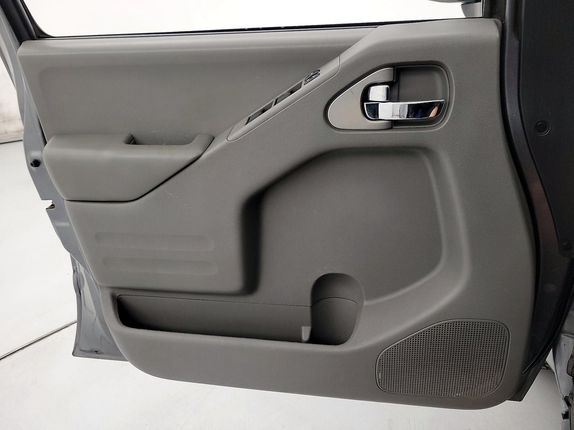 Thumbnail: 2016 Nissan Frontier - 12