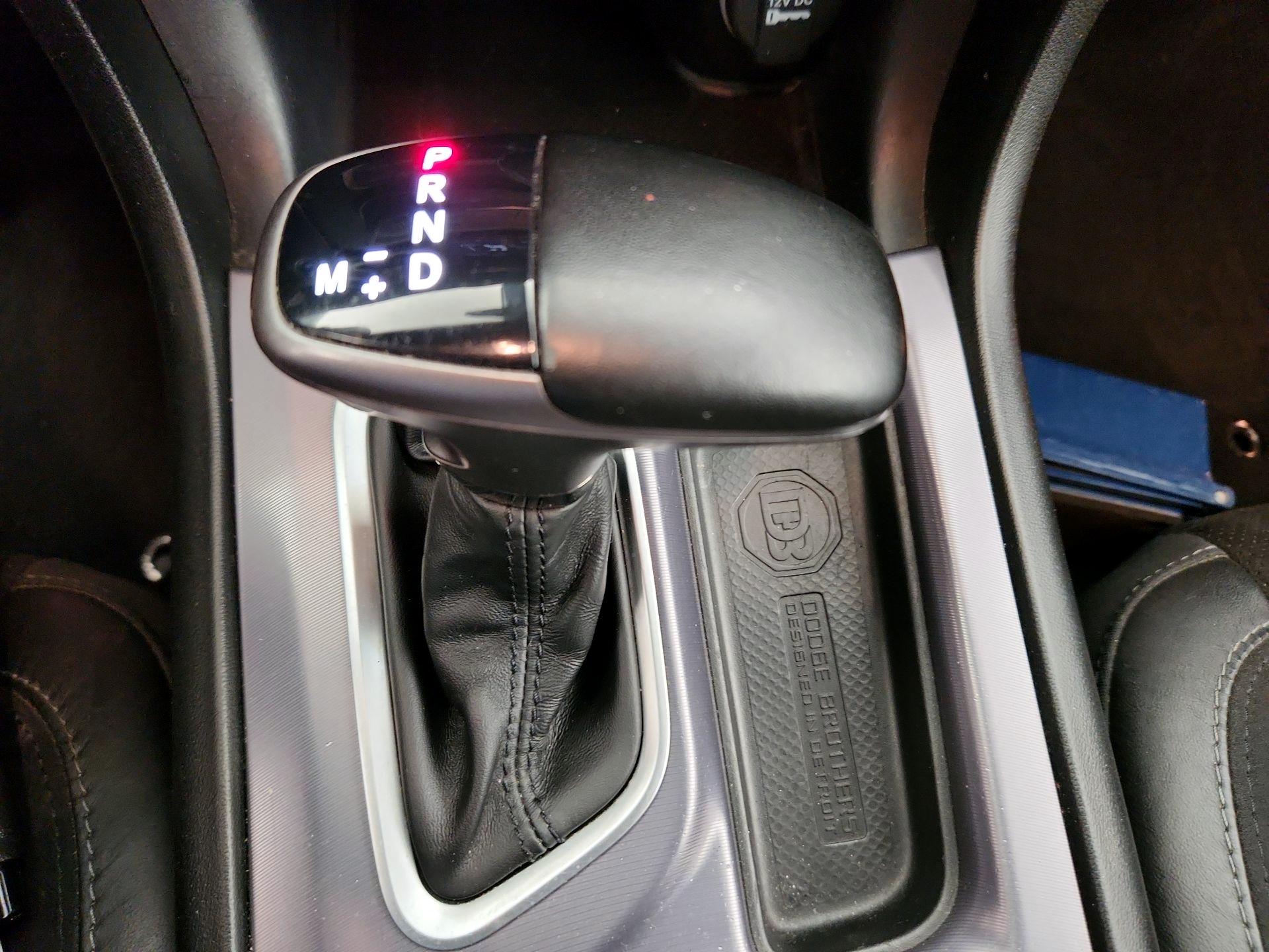 Thumbnail: 2020 Dodge Charger - 17