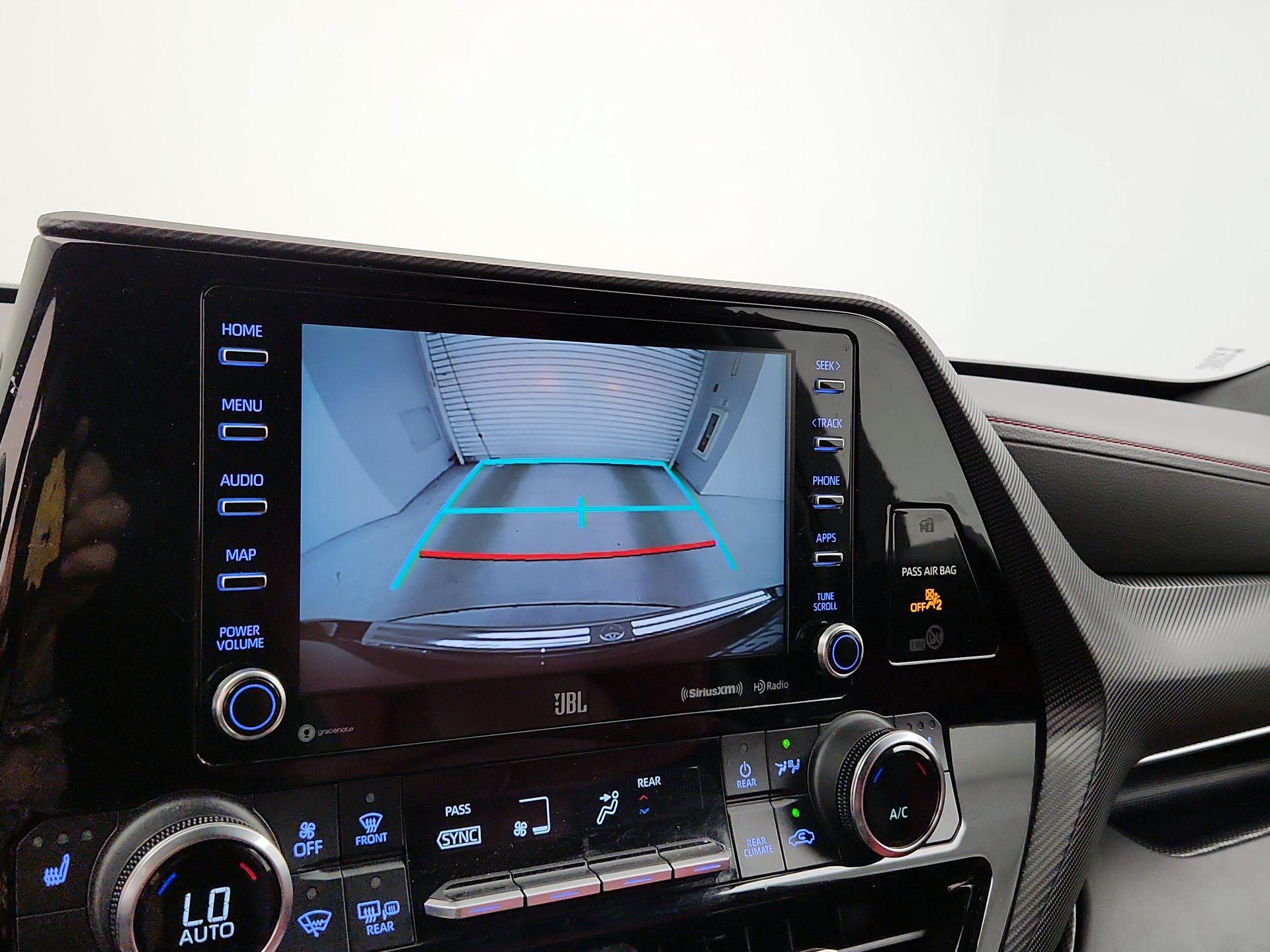 Thumbnail: 2022 Toyota Highlander - 15