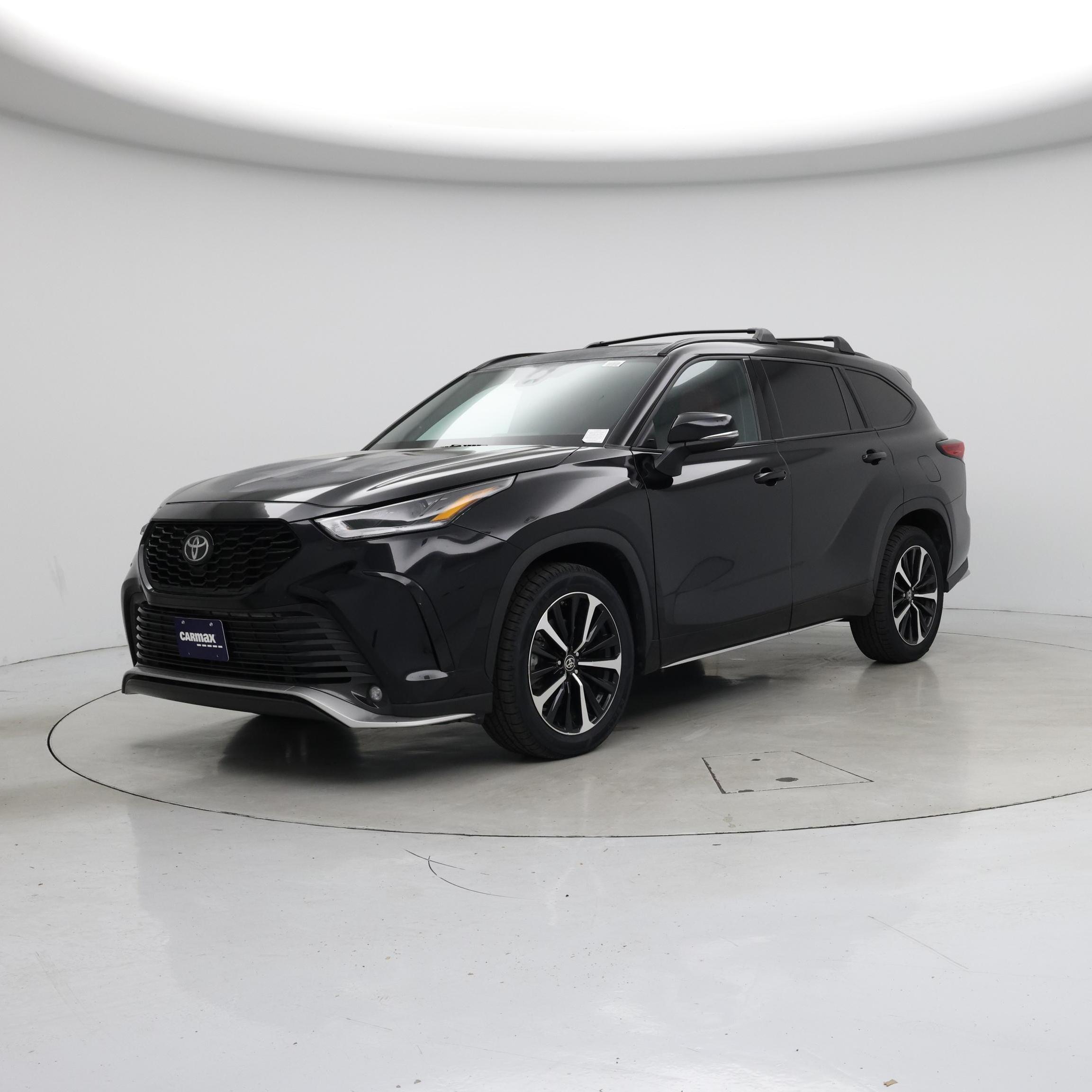Thumbnail: 2022 Toyota Highlander - 4