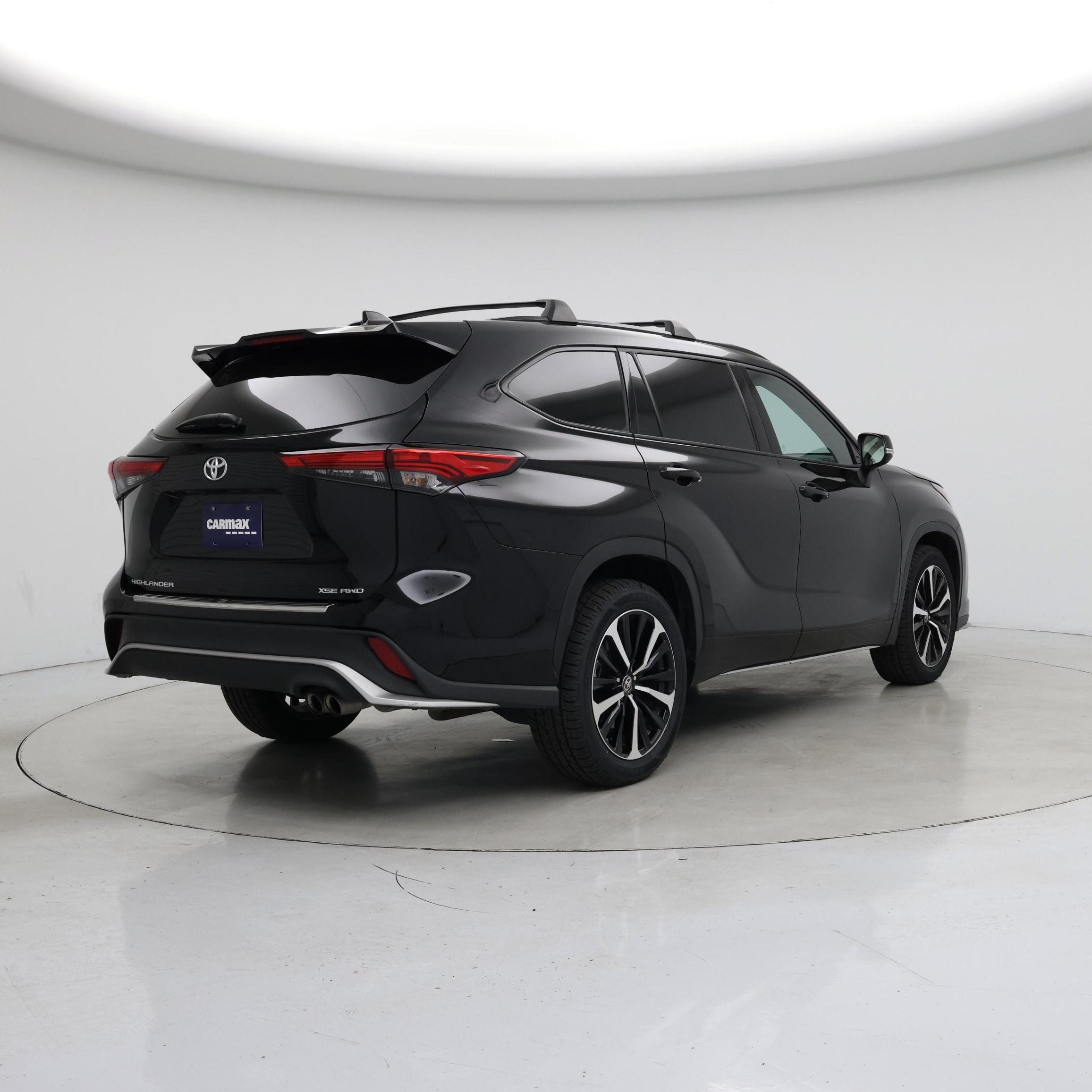 Thumbnail: 2022 Toyota Highlander - 8