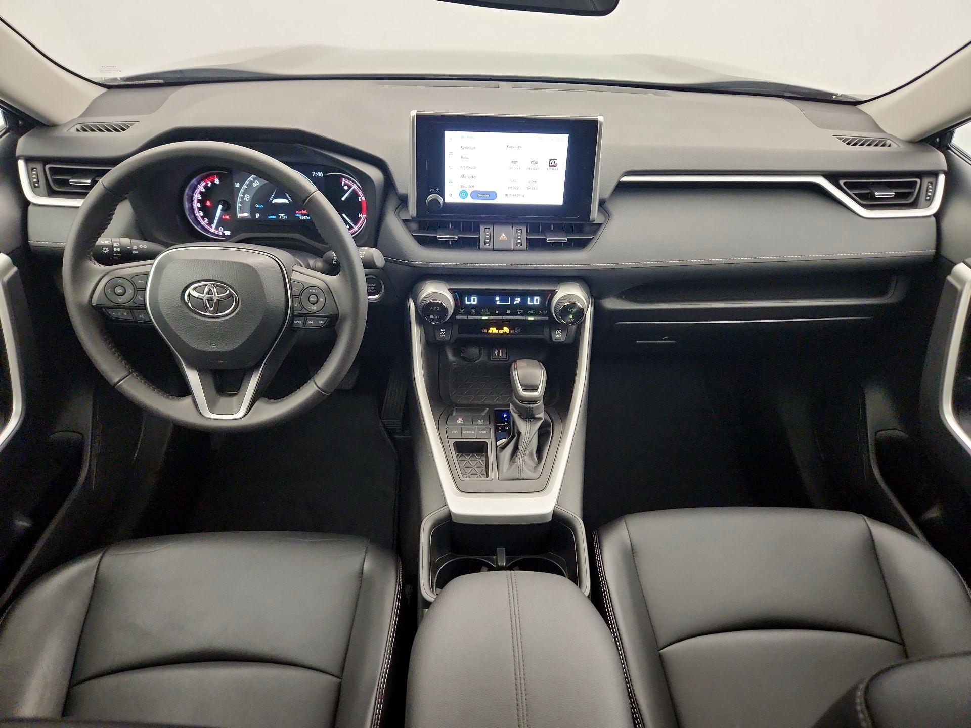 Thumbnail: 2024 Toyota RAV4 - 9
