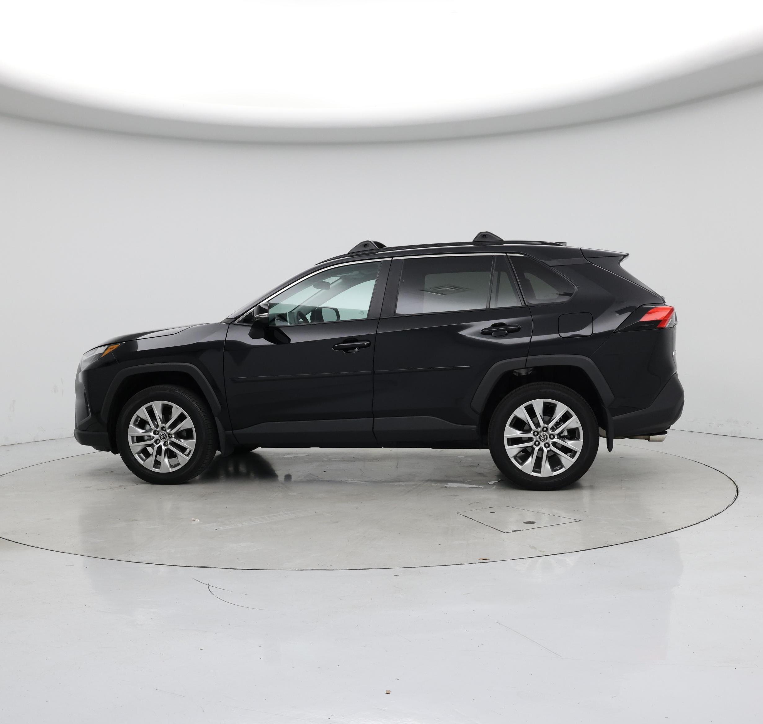 Thumbnail: 2024 Toyota RAV4 - 3