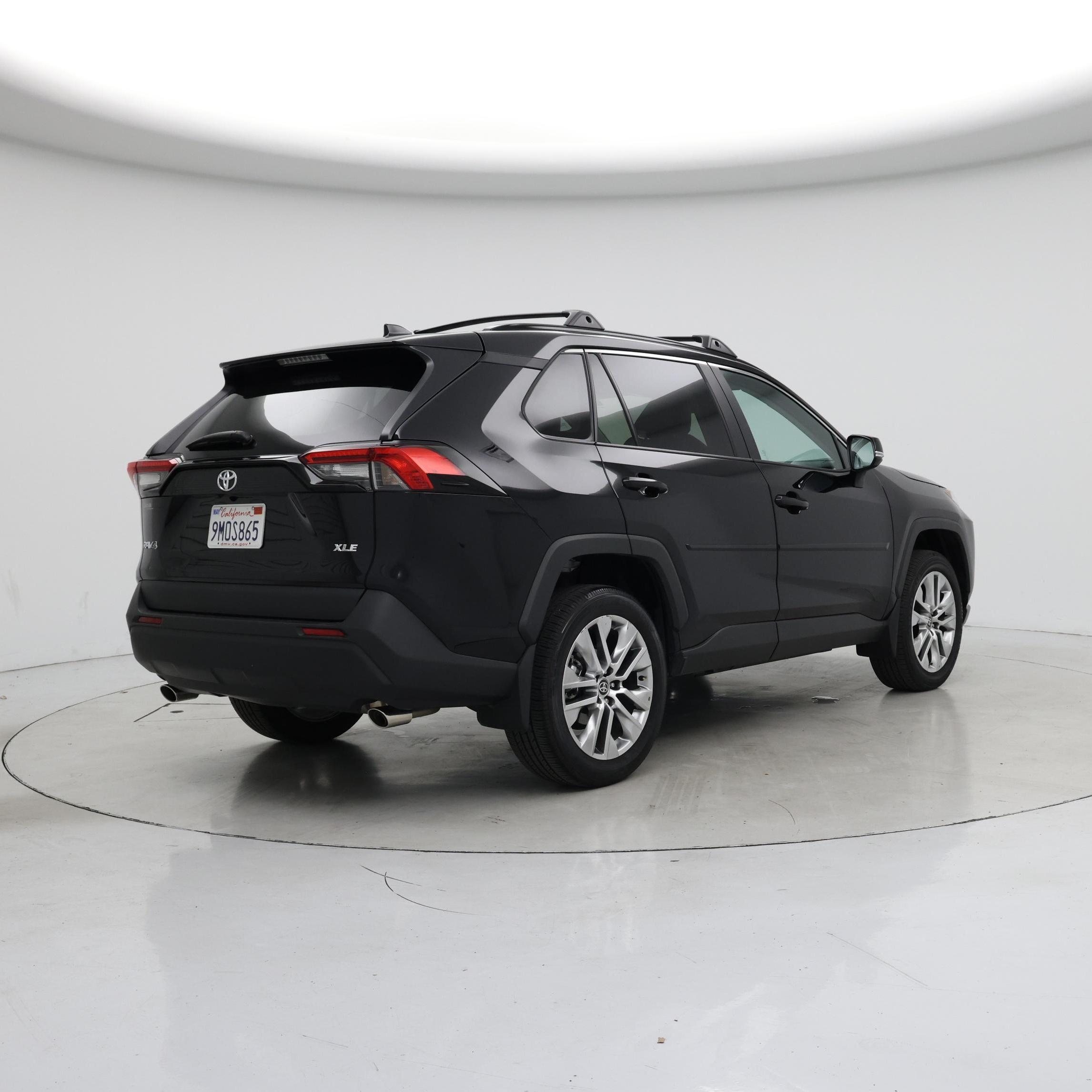Thumbnail: 2024 Toyota RAV4 - 8