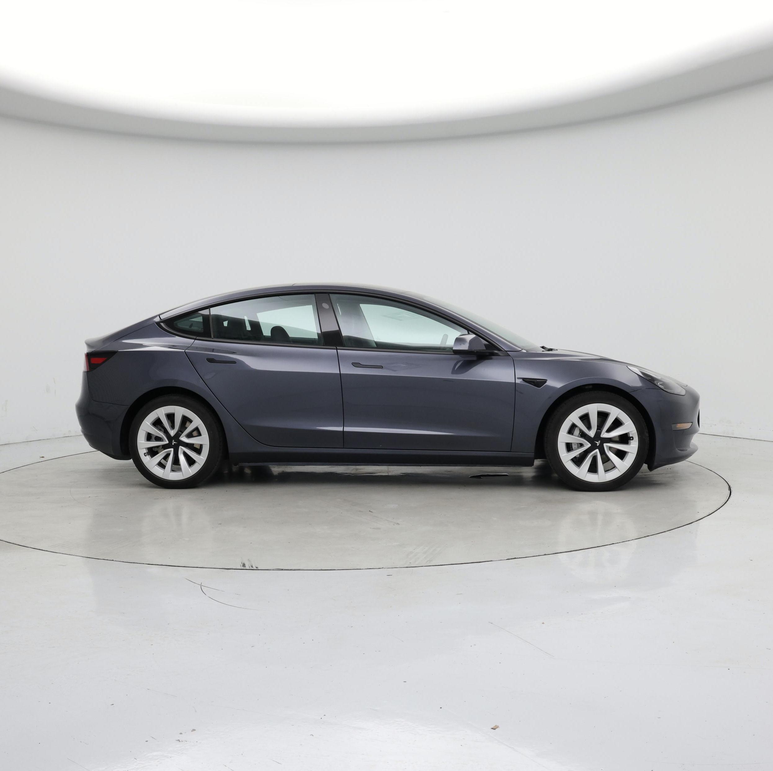 Thumbnail: 2023 Tesla Model 3 - 7