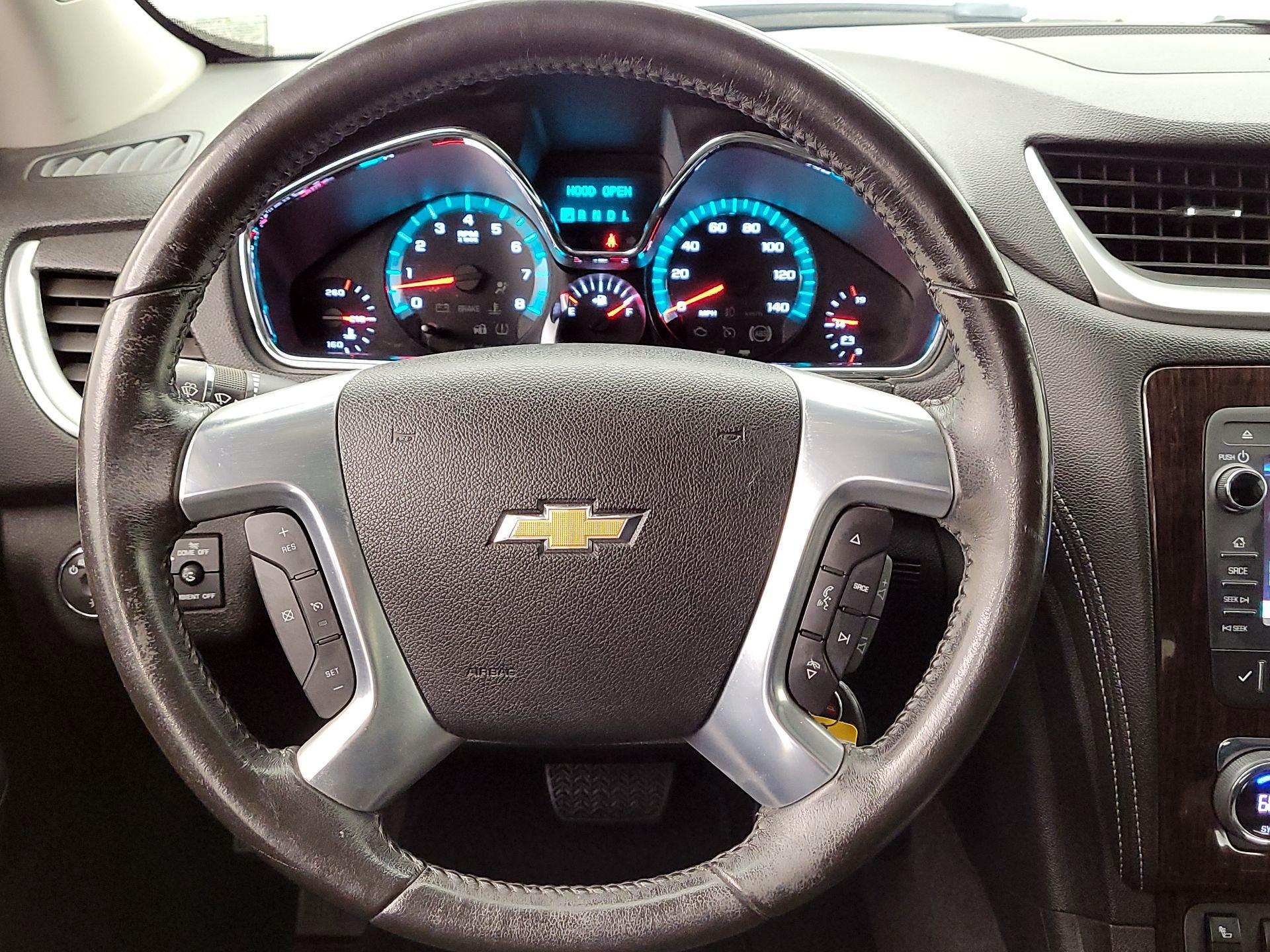 Thumbnail: 2015 Chevrolet Traverse - 10