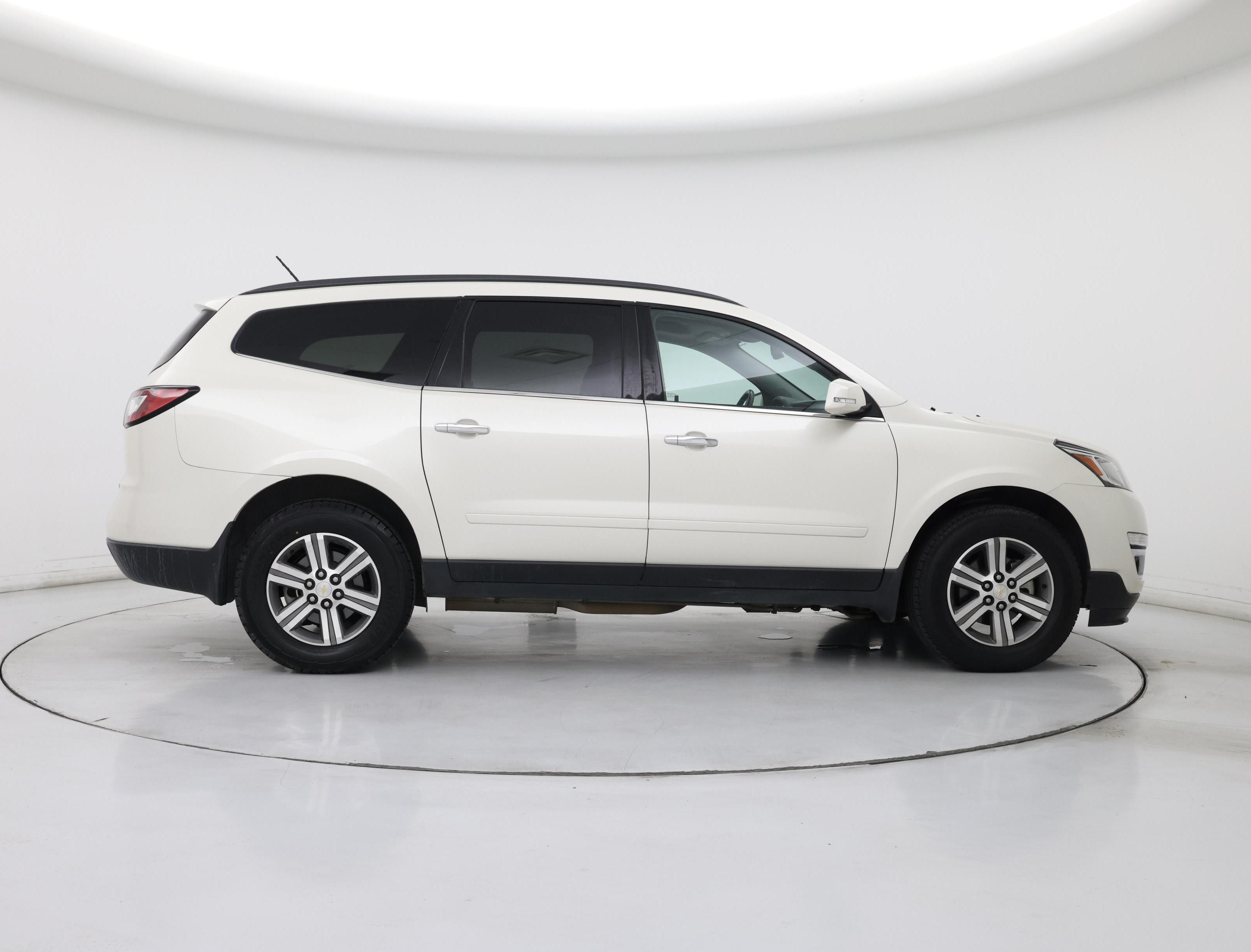 Thumbnail: 2015 Chevrolet Traverse - 7