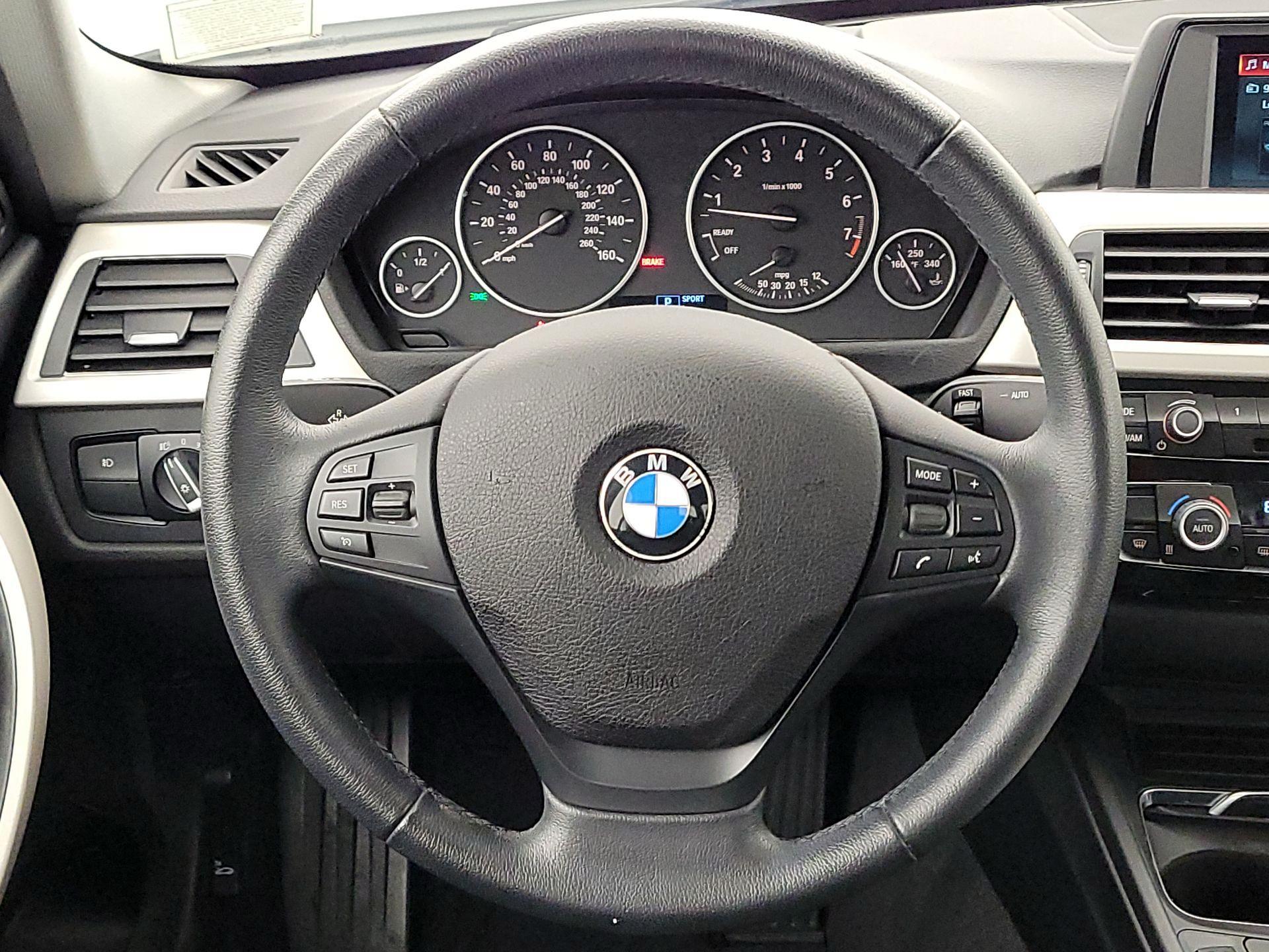 Thumbnail: 2018 BMW 3 Series - 10