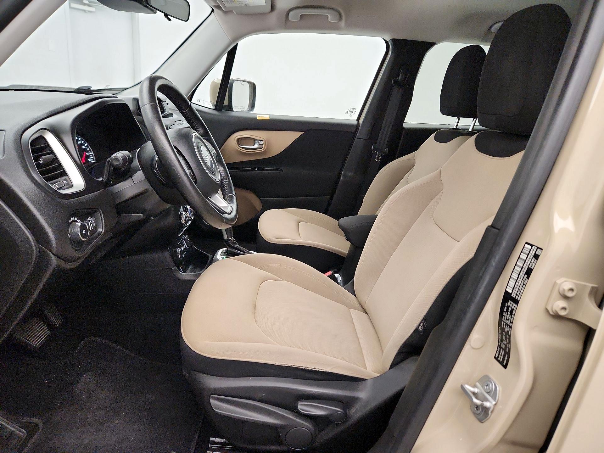 Thumbnail: 2015 Jeep Renegade - 11