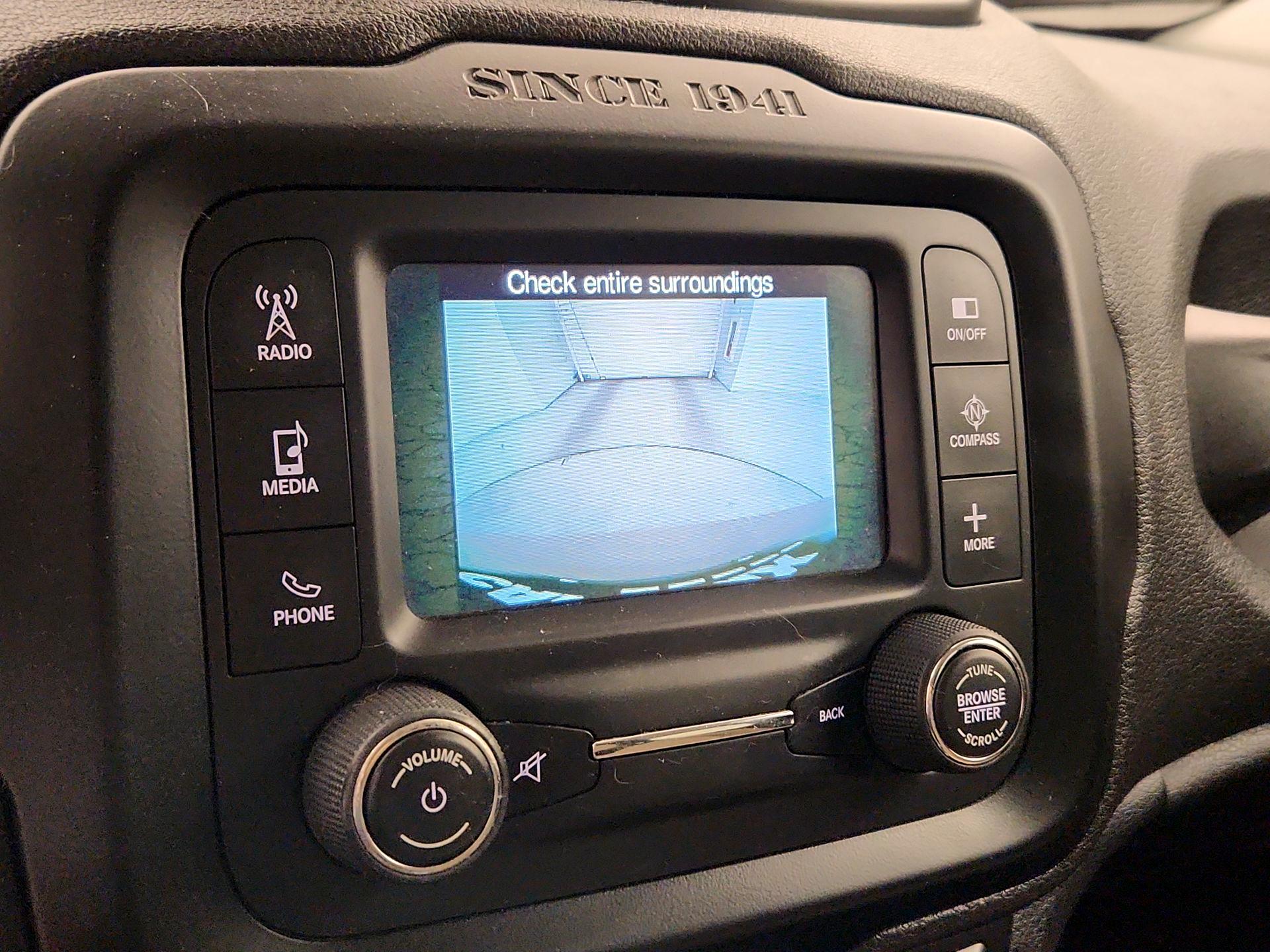 Thumbnail: 2015 Jeep Renegade - 14