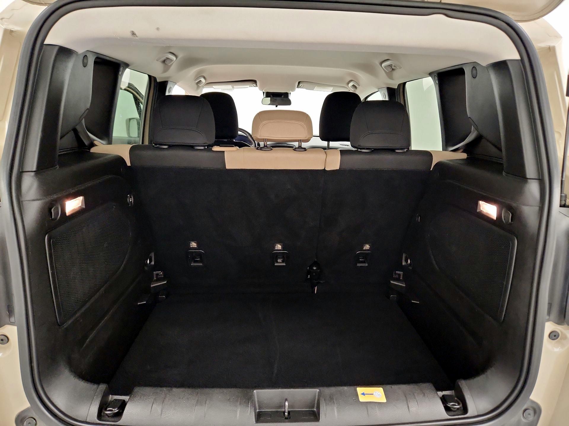 Thumbnail: 2015 Jeep Renegade - 20