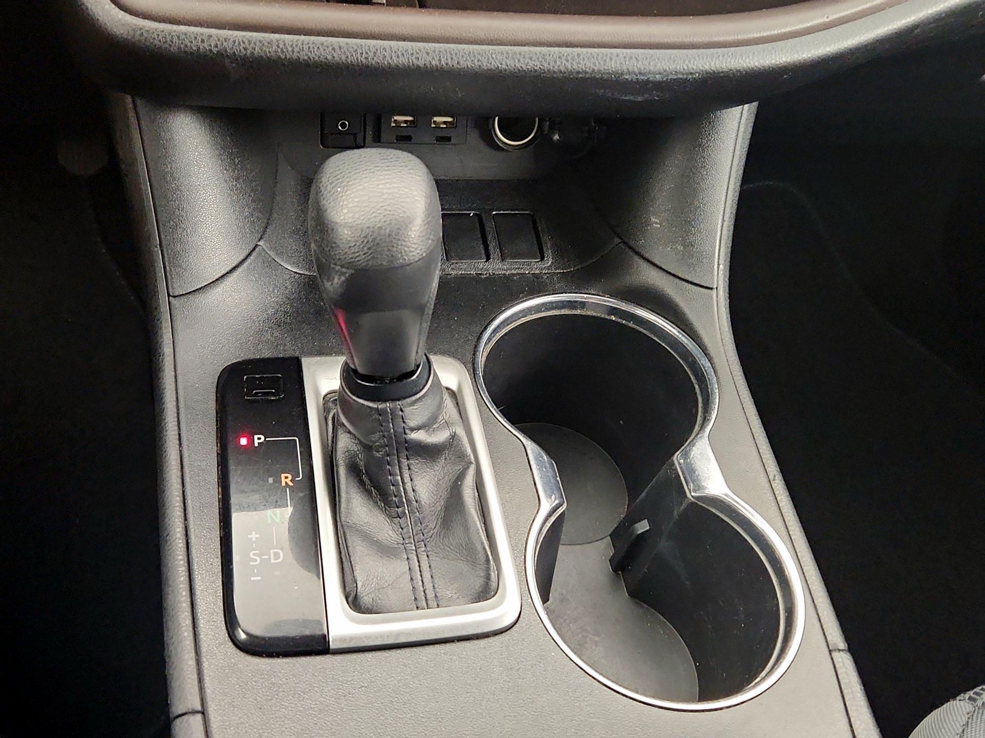 Thumbnail: 2019 Toyota Highlander - 17