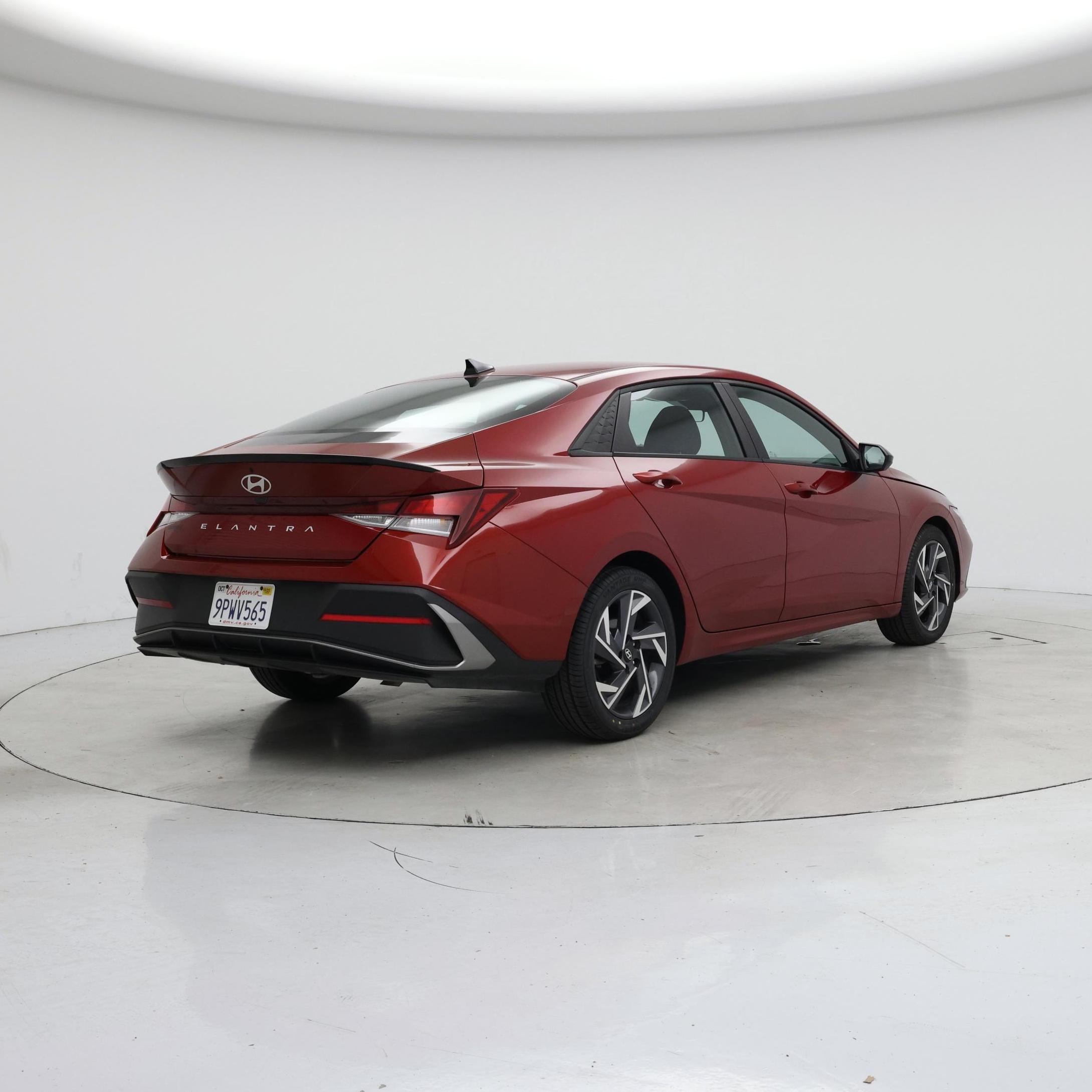 Thumbnail: 2025 Hyundai Elantra - 8