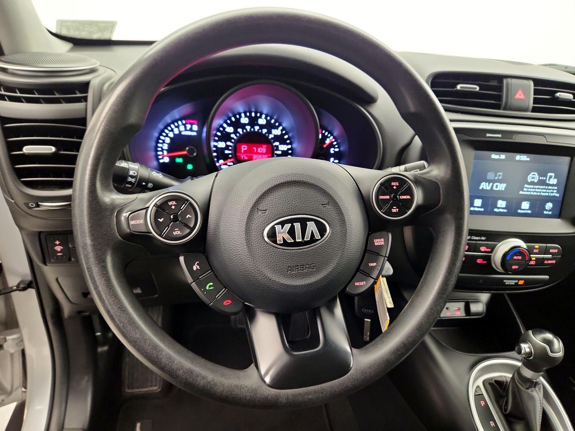 Thumbnail: 2019 Kia Soul - 10