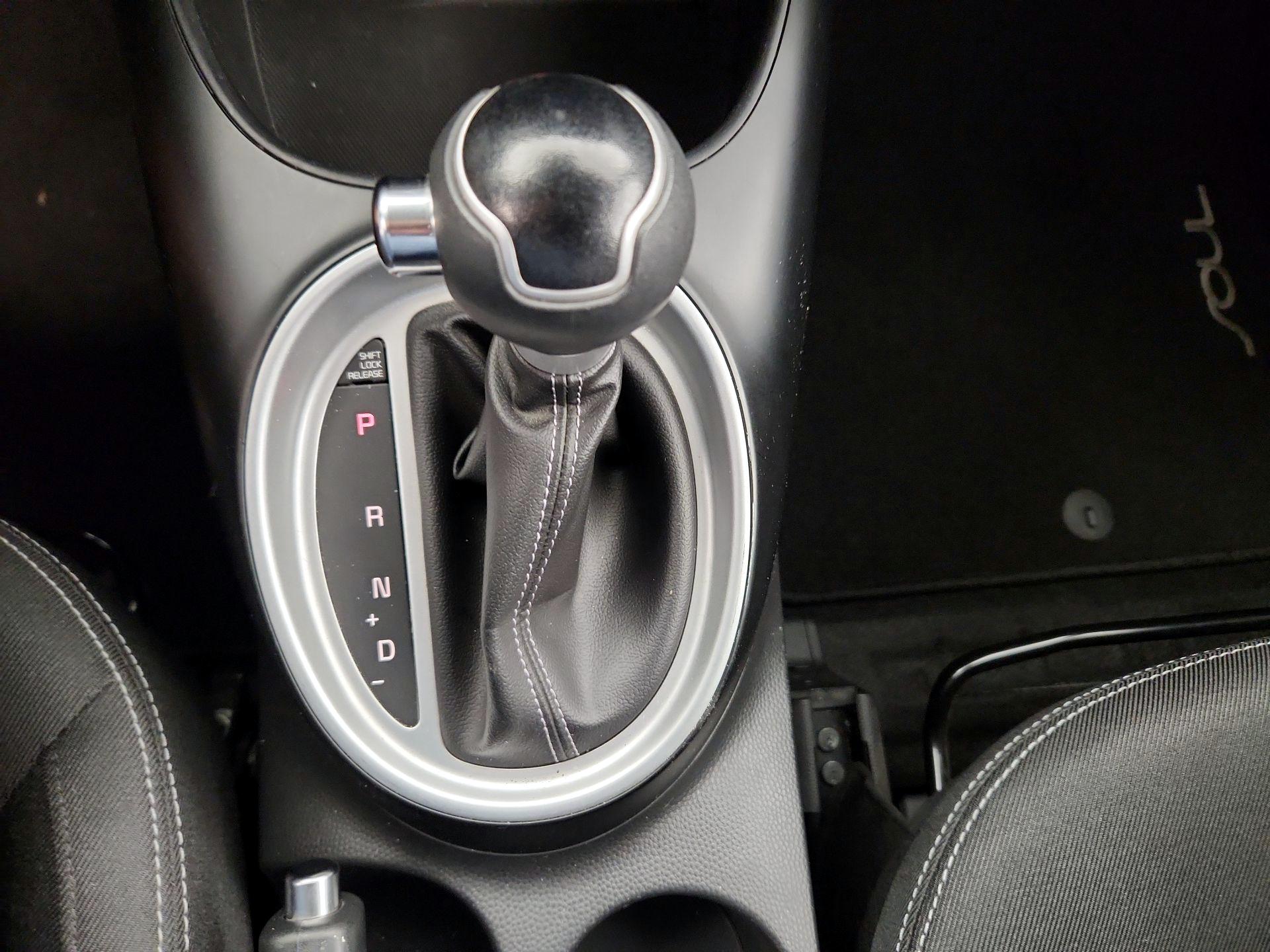 Thumbnail: 2019 Kia Soul - 17