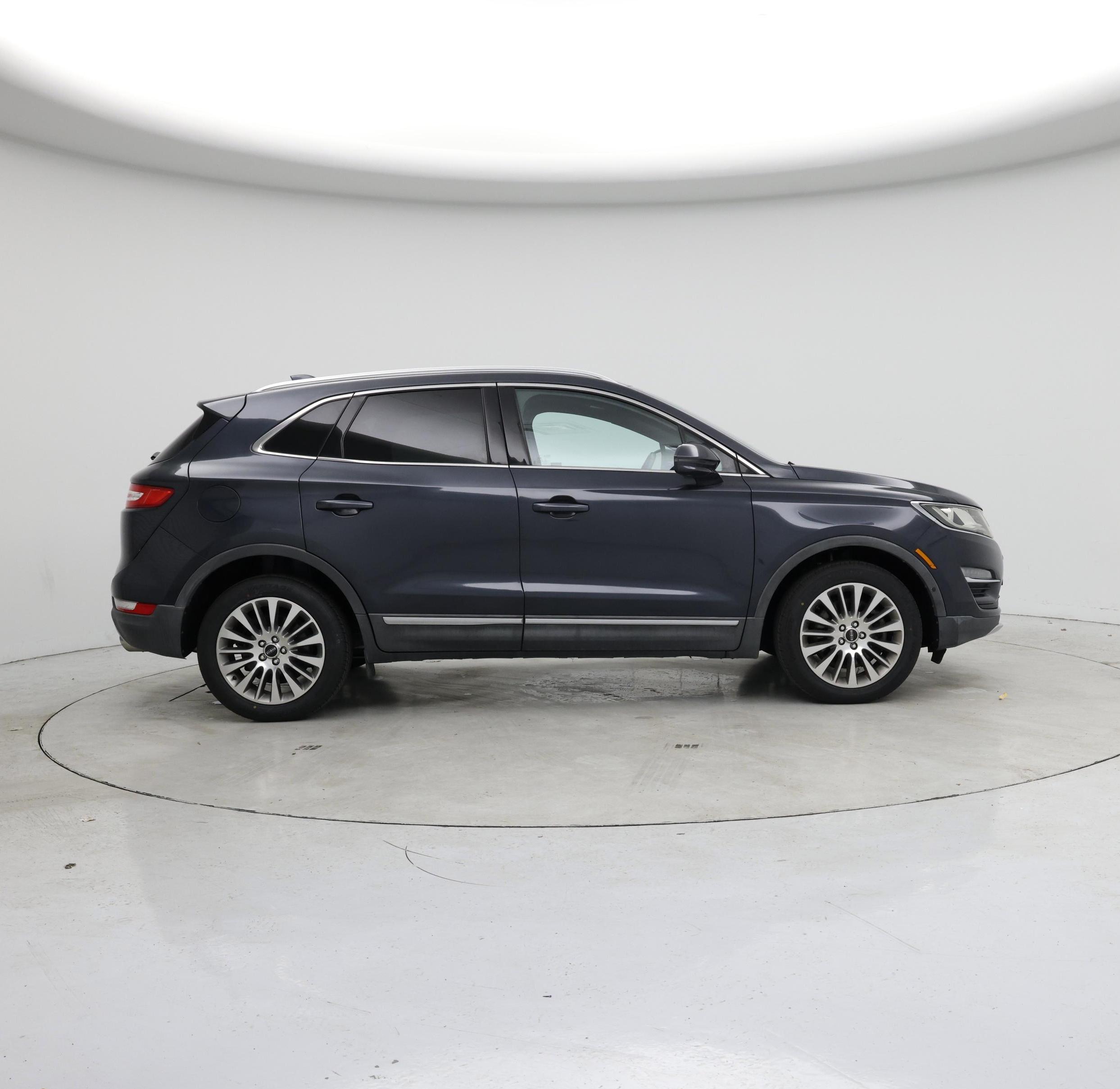 Thumbnail: 2015 Lincoln MKC - 7