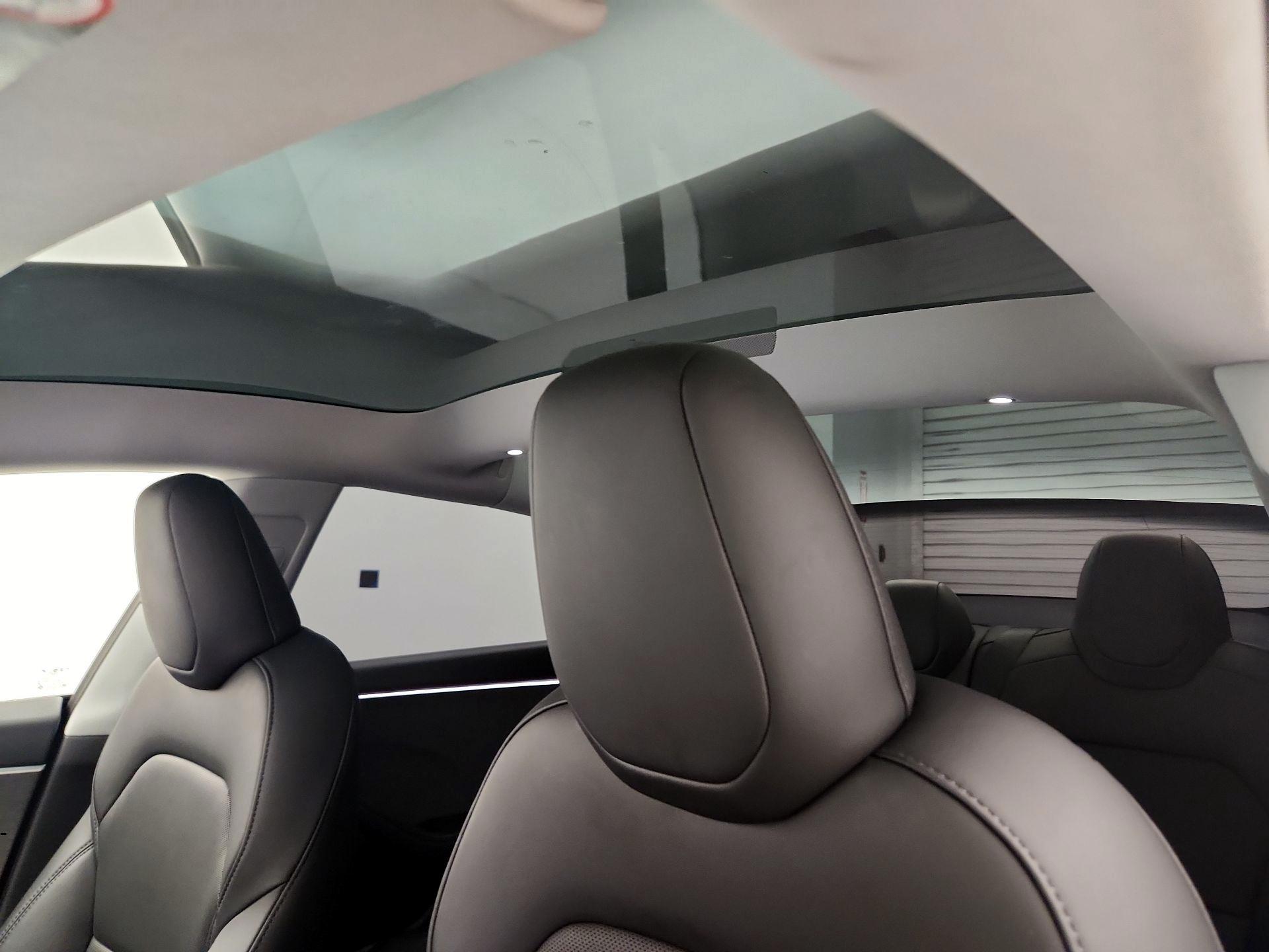 Thumbnail: 2025 Tesla Model 3 - 18