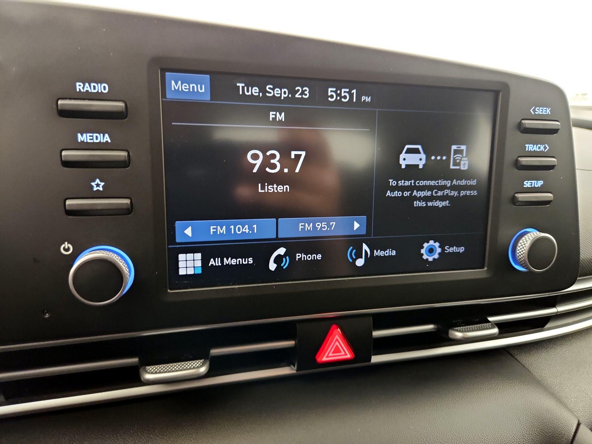 Thumbnail: 2025 Hyundai Elantra - 15