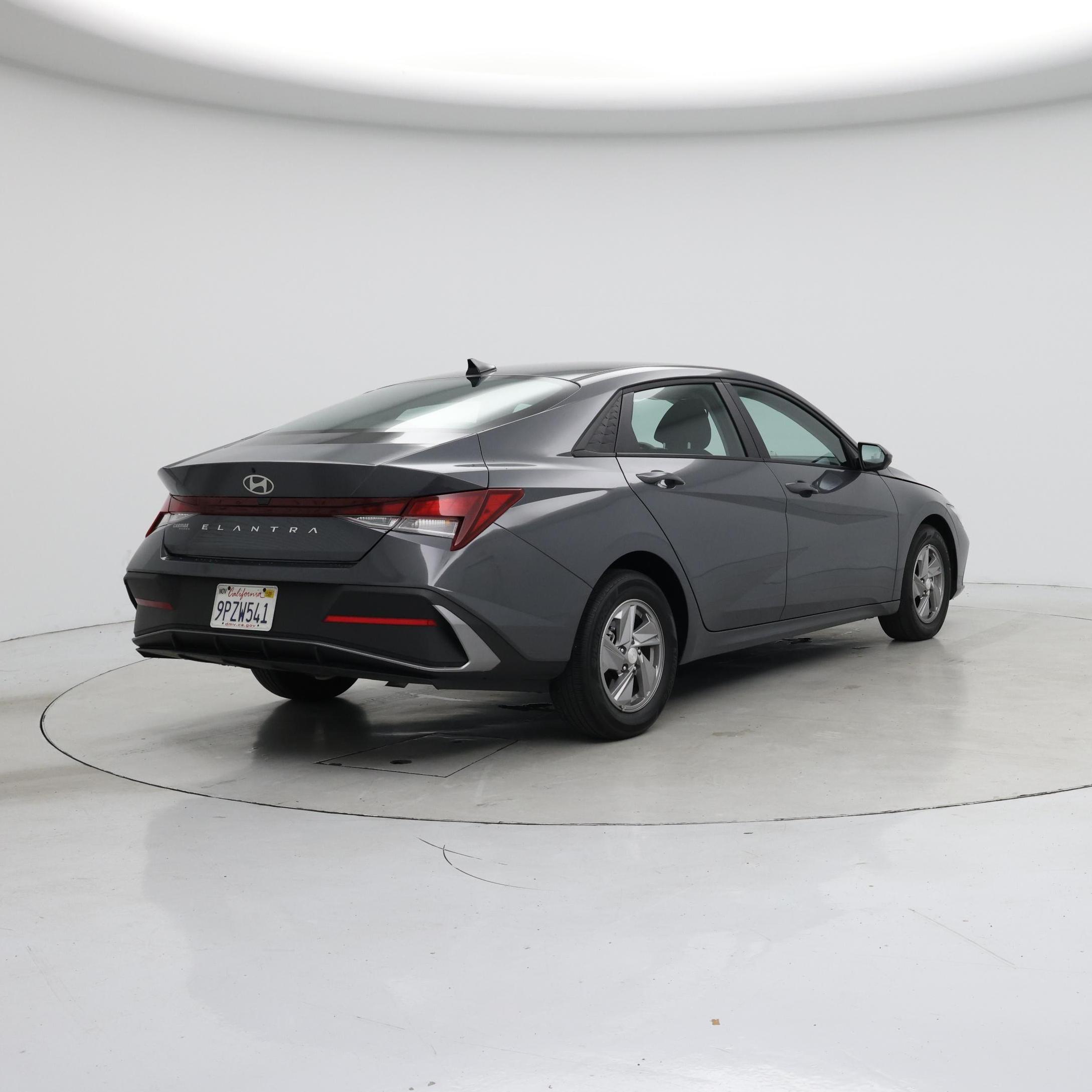 Thumbnail: 2025 Hyundai Elantra - 8