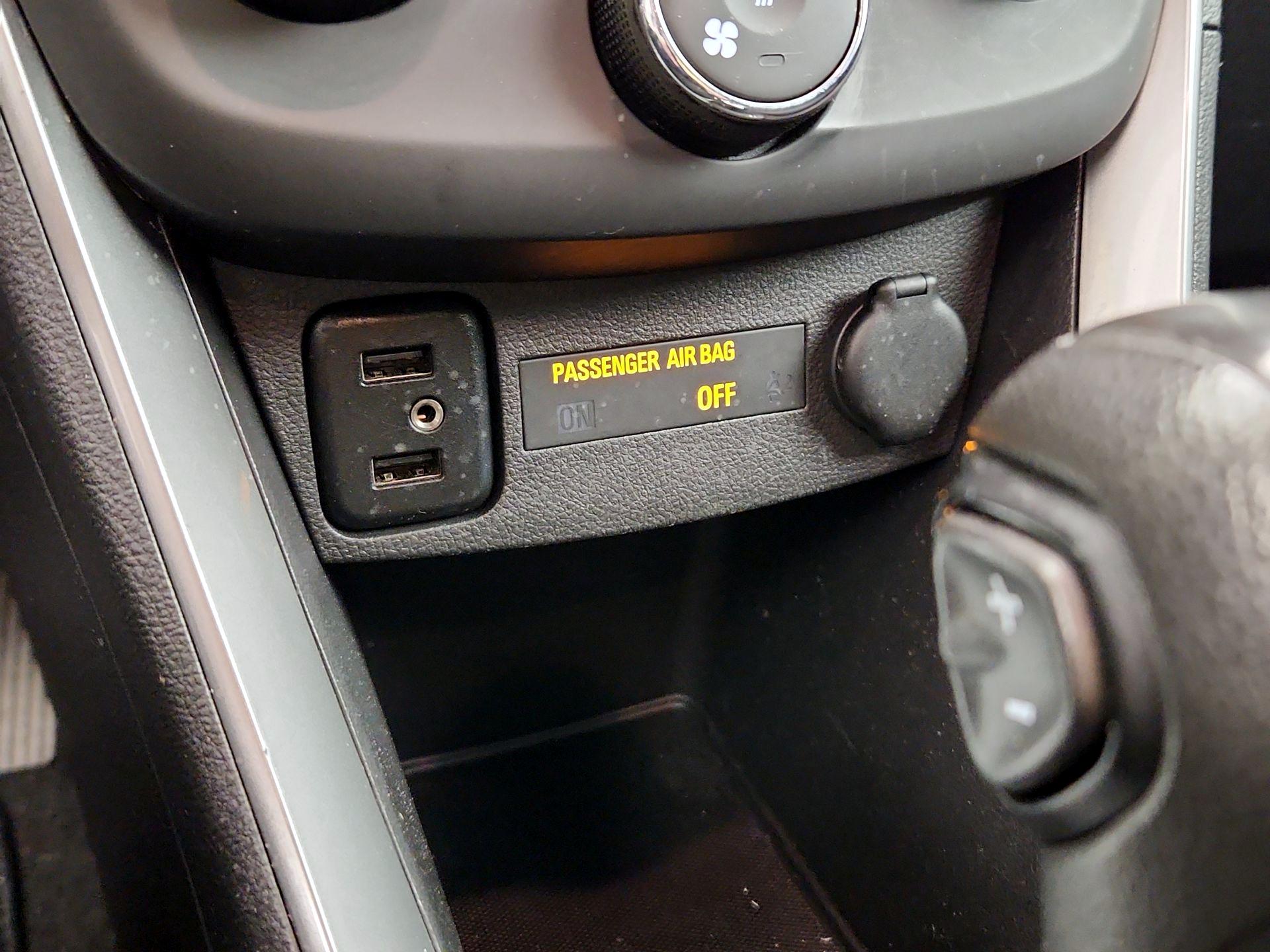 Thumbnail: 2019 Chevrolet Trax - 18