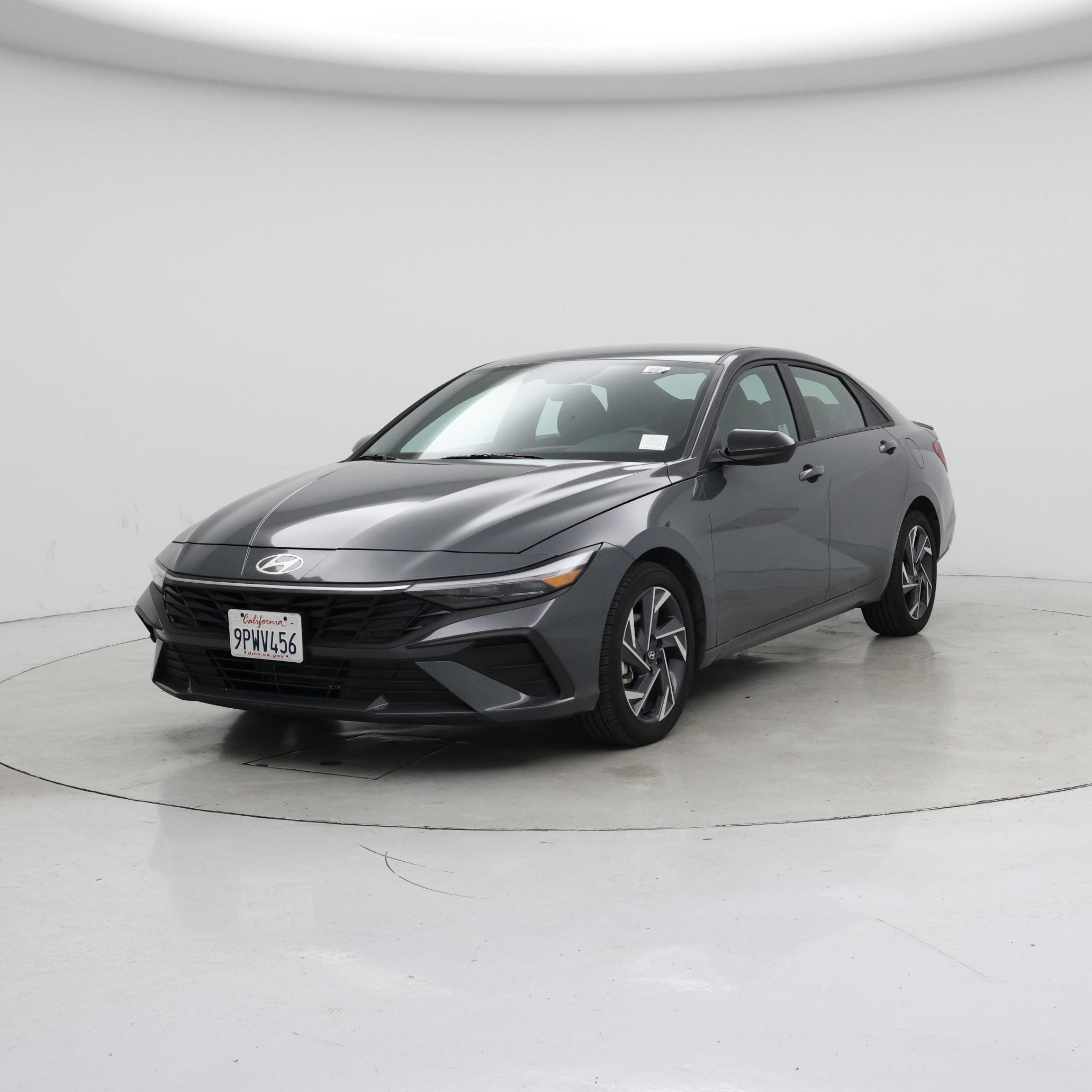 Thumbnail: 2025 Hyundai Elantra - 4