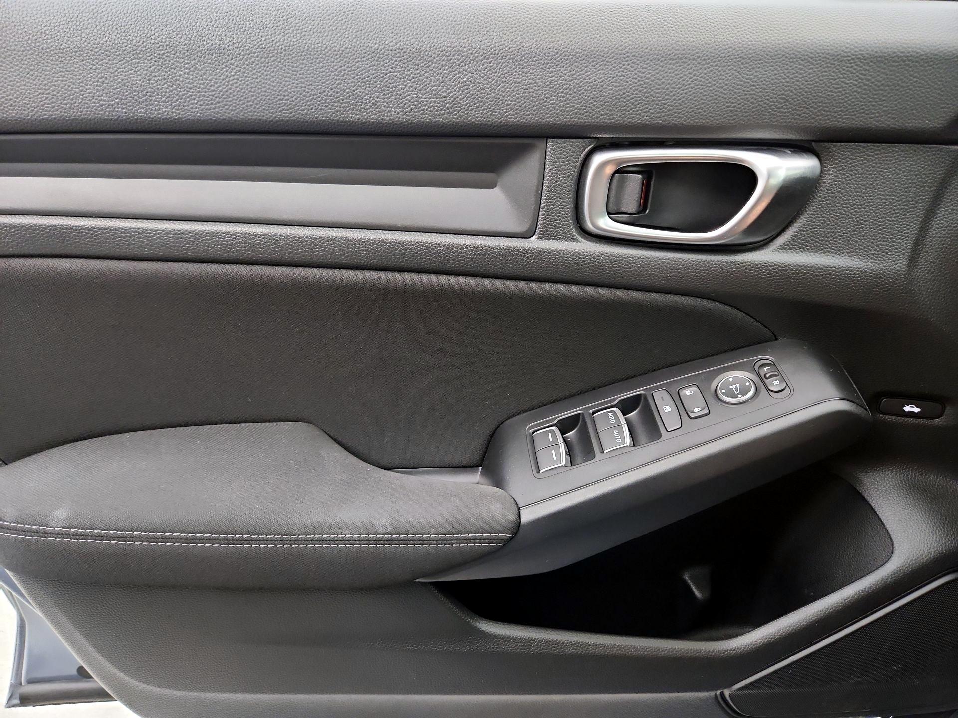 Thumbnail: 2024 Honda Civic - 12