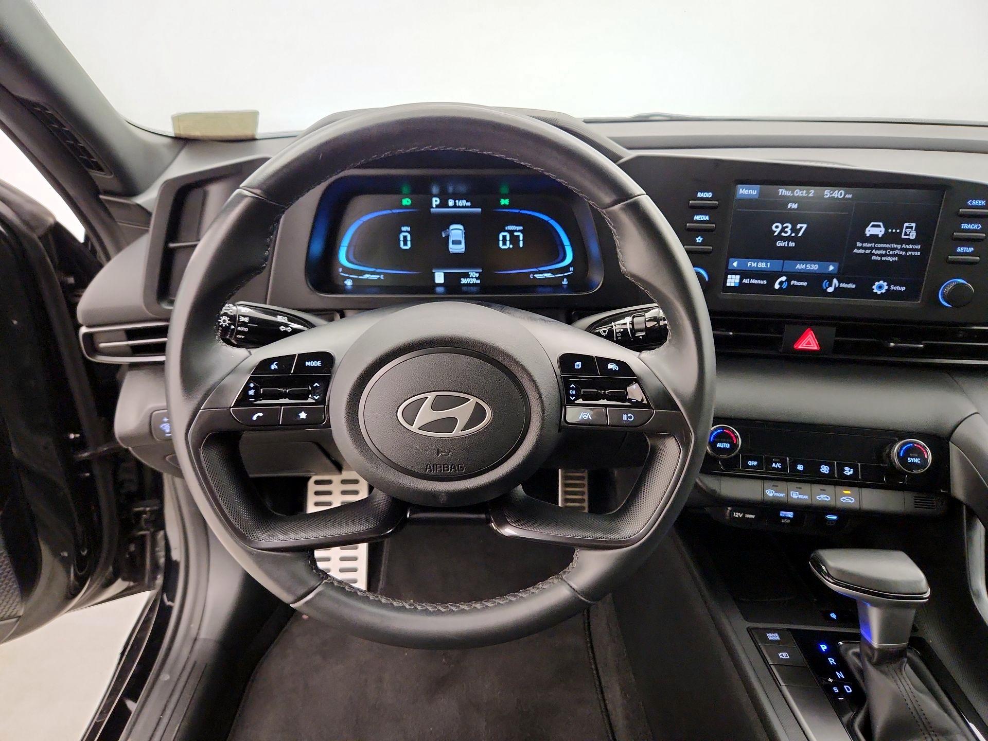Thumbnail: 2025 Hyundai Elantra - 10