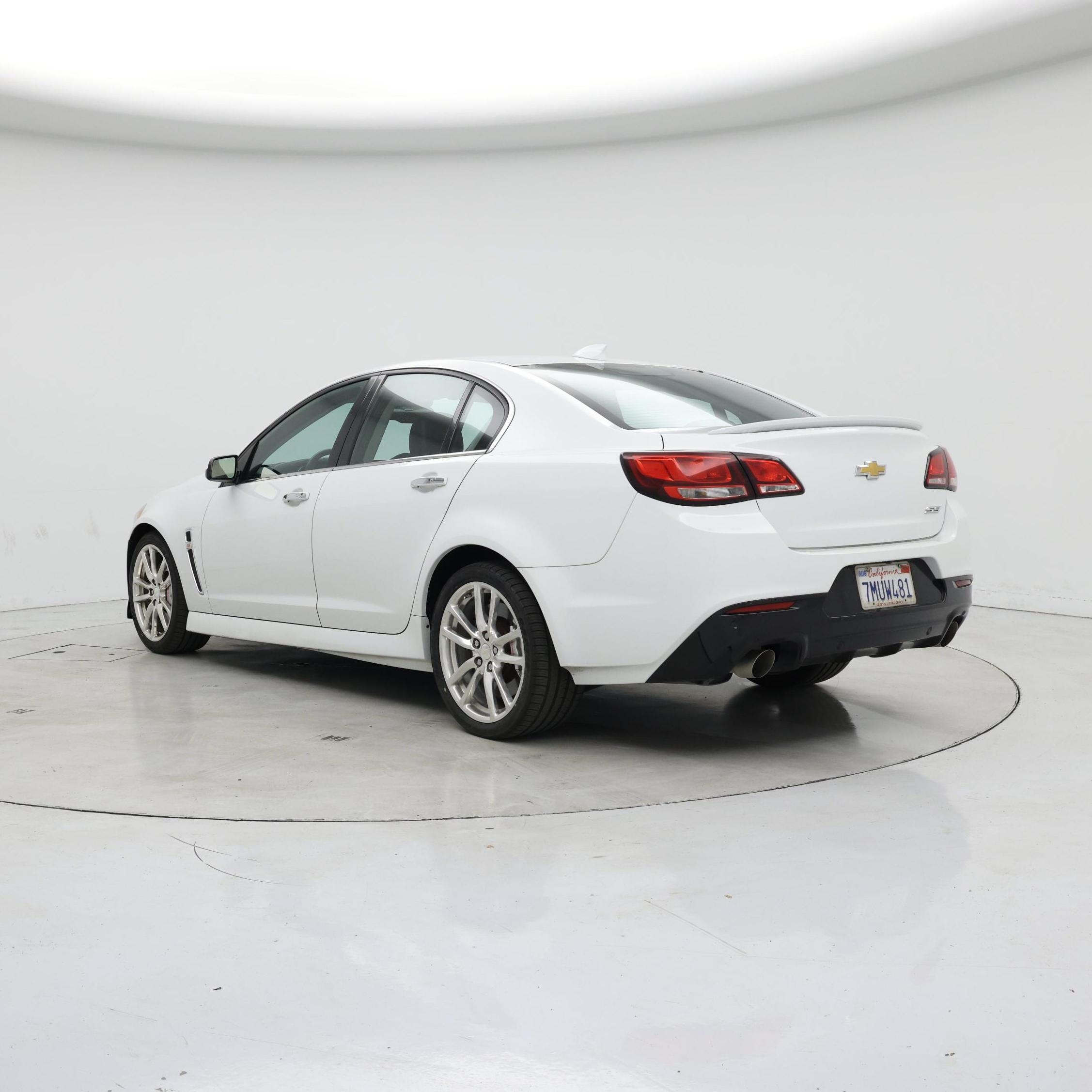 Thumbnail: 2015 Chevrolet  - 2