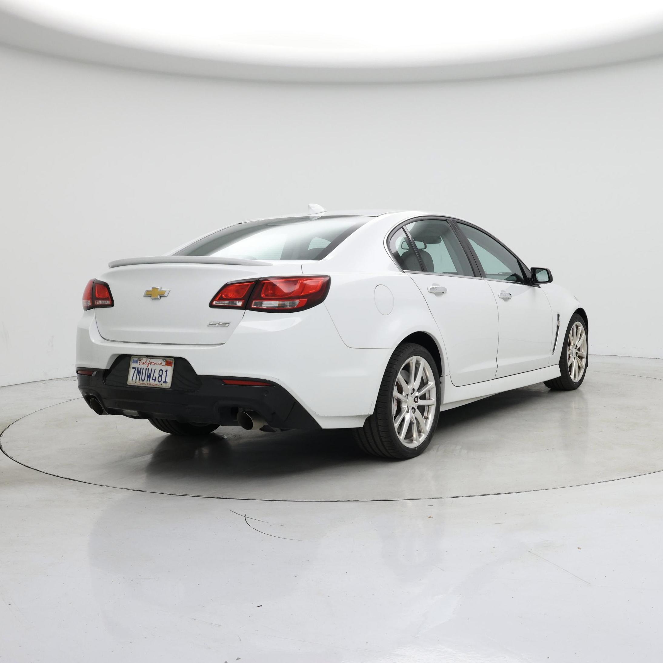 Thumbnail: 2015 Chevrolet  - 8