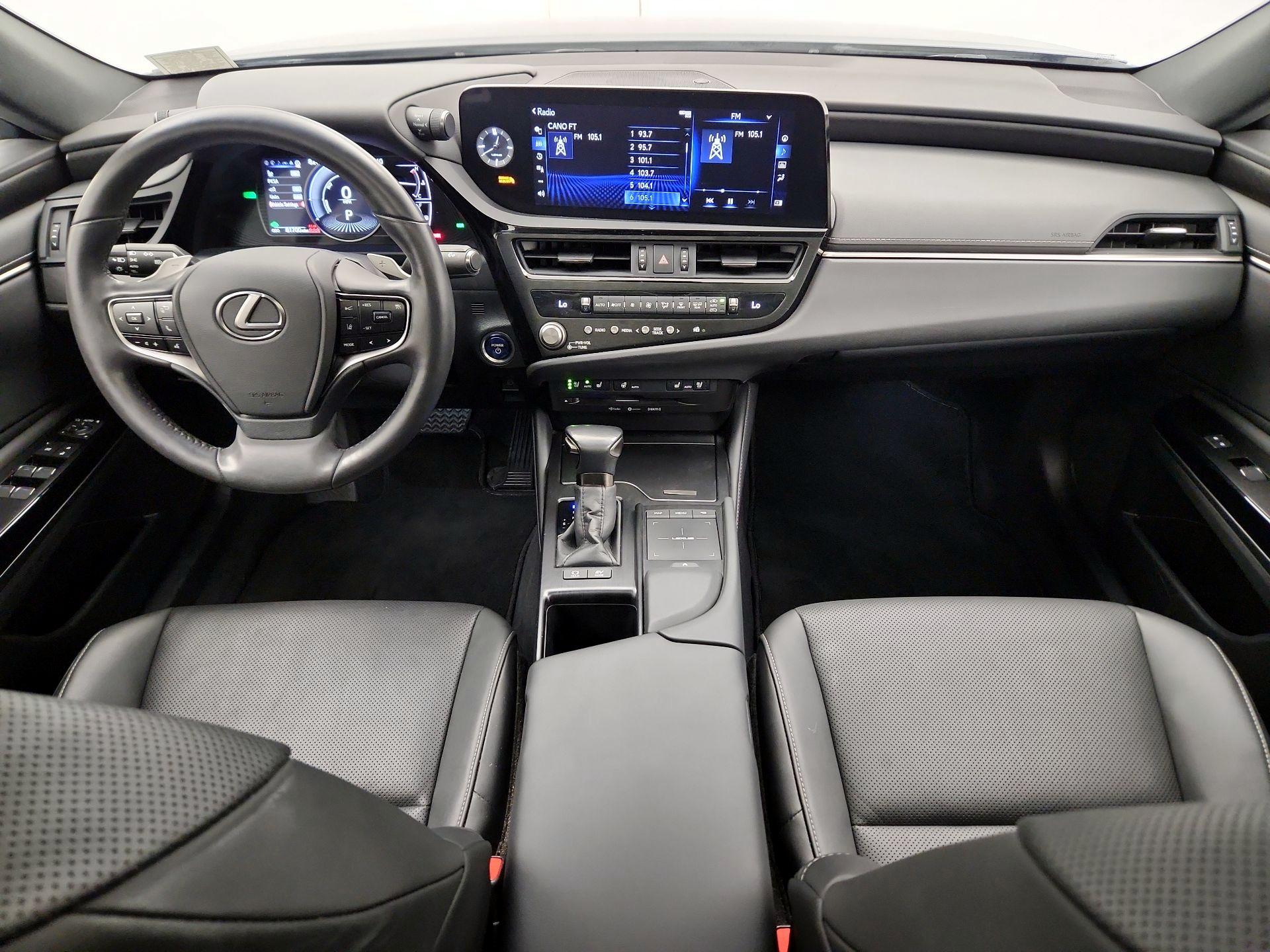 Thumbnail: 2022 Lexus ES - 9