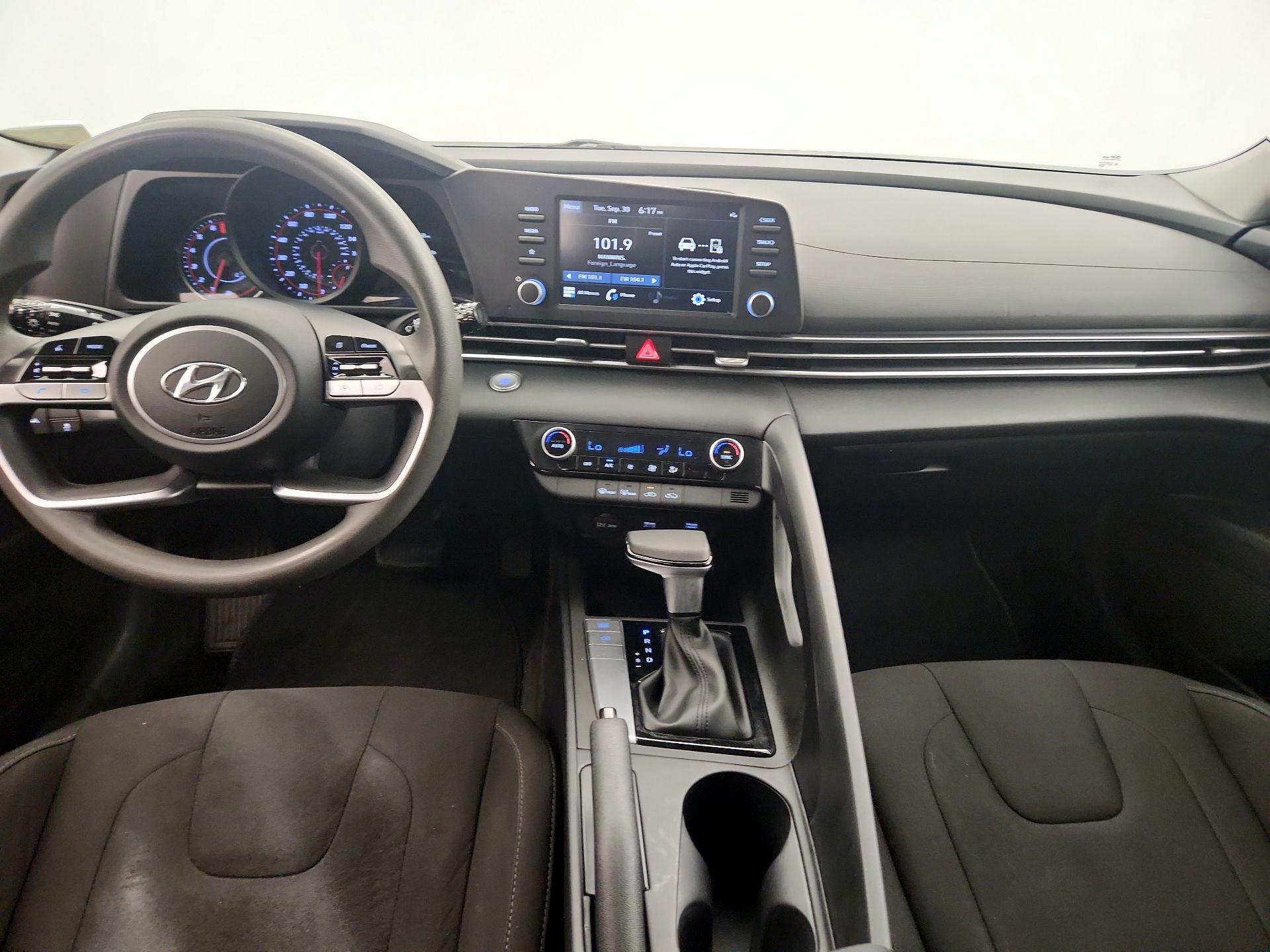 Thumbnail: 2023 Hyundai Elantra - 9